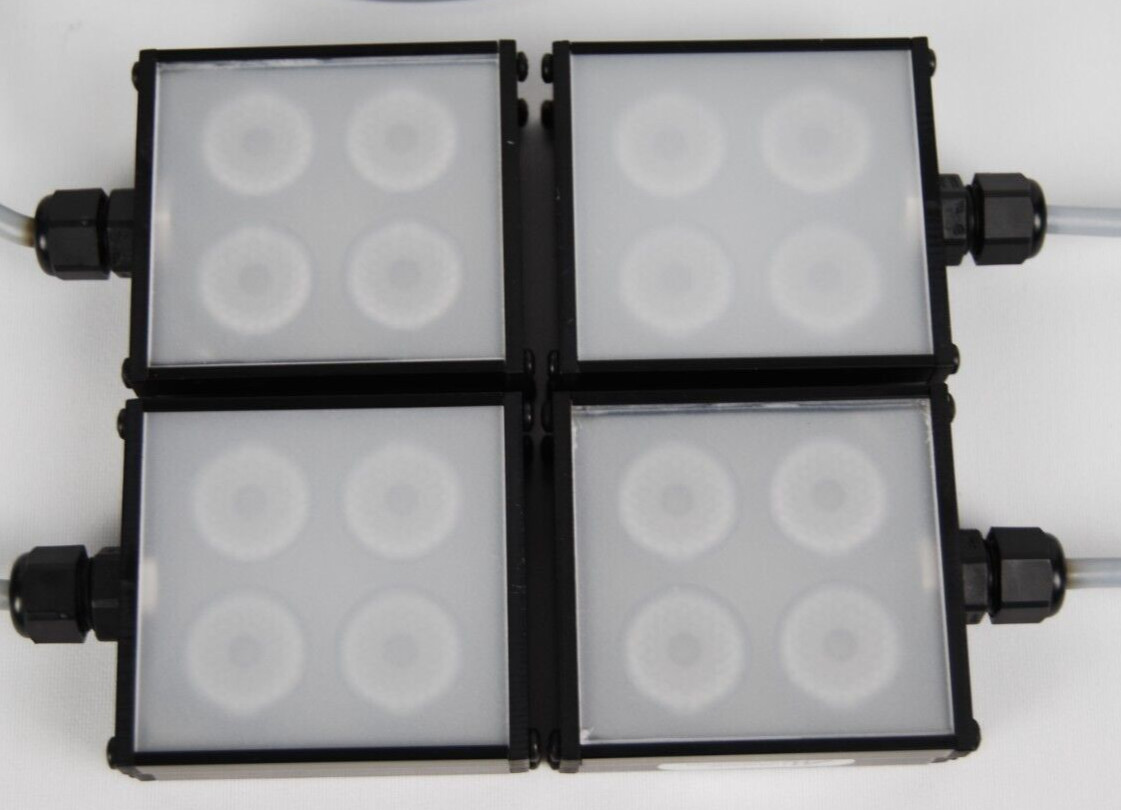 Lot of 4 Advanced Illumination SL147 2×3 Spot Light Medium Lens, SL147M-625ICD