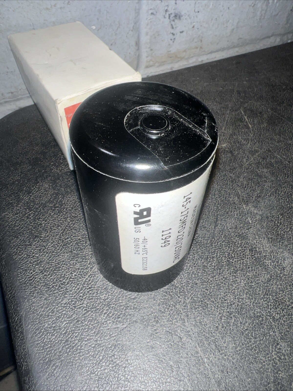 INTERSTATE 11949 MOTOR START CAPACITOR 145-175 MFD 220/250V