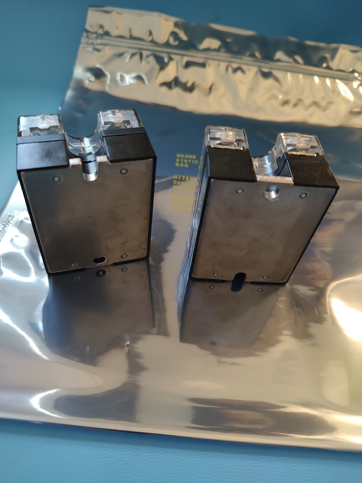 (2)Crydom DC100D60C Solid State Relay 1-100vbc 60A *TESTED* 2 relays
