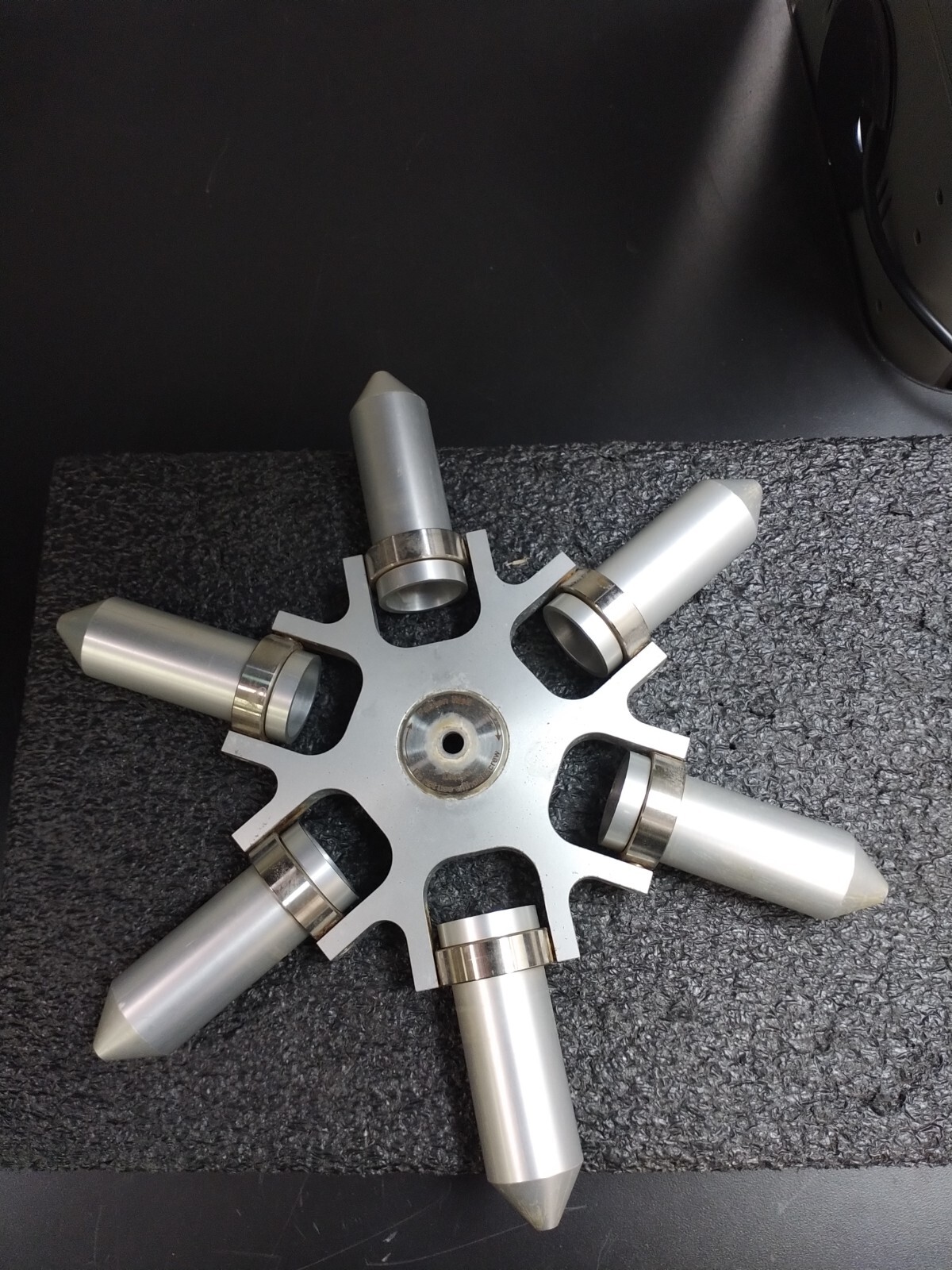 Gravitational Force Centrifuge Rotor with Conical Tube Swing Bucket