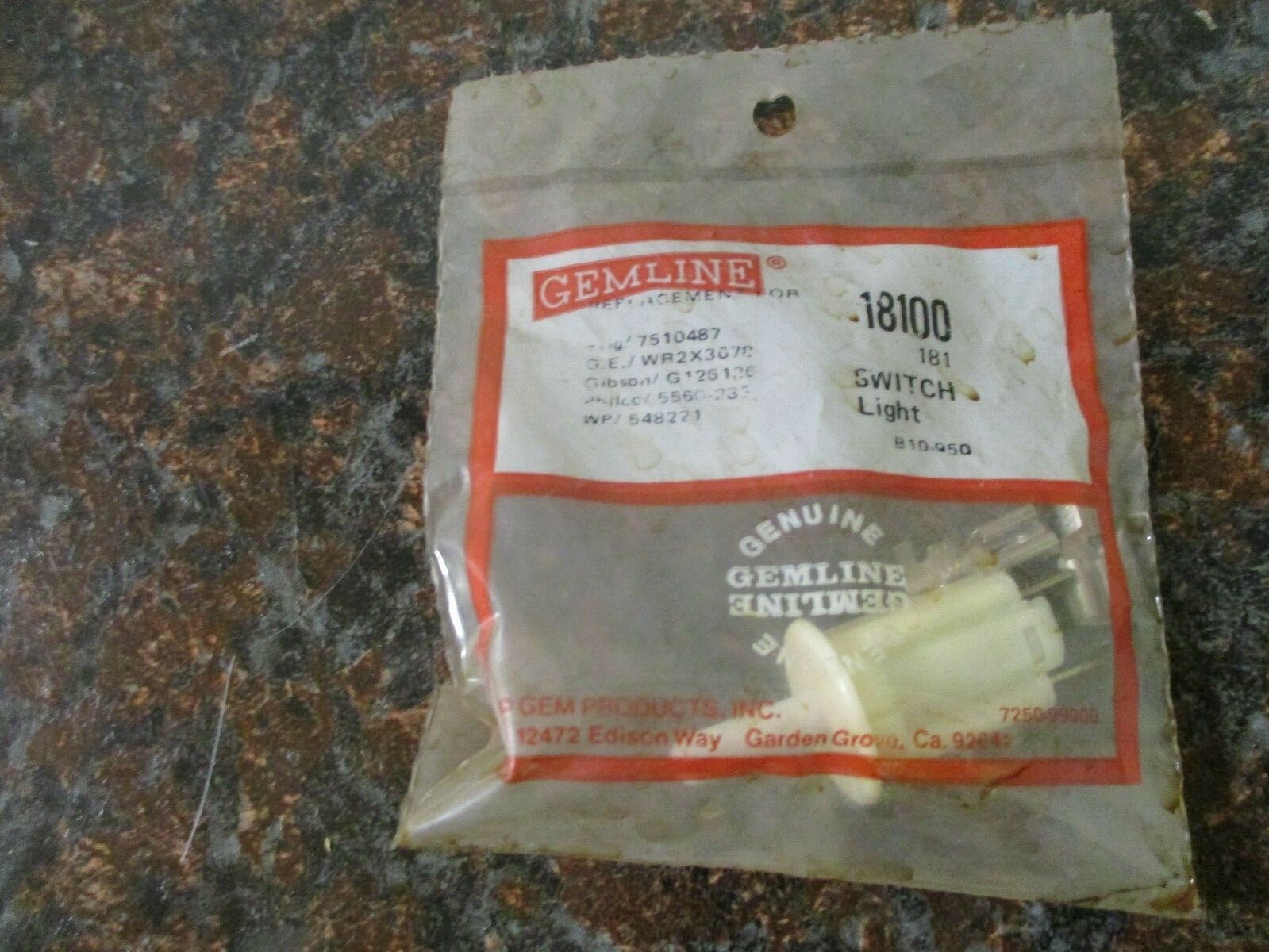 NEW Gemline 18100 181 Light Switch NOS FREE SHIPPING