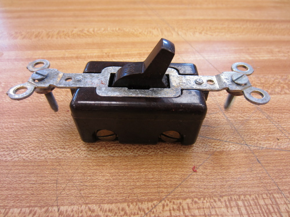 Circle F Industries 3401 Brown No-Klik Quiet Switch