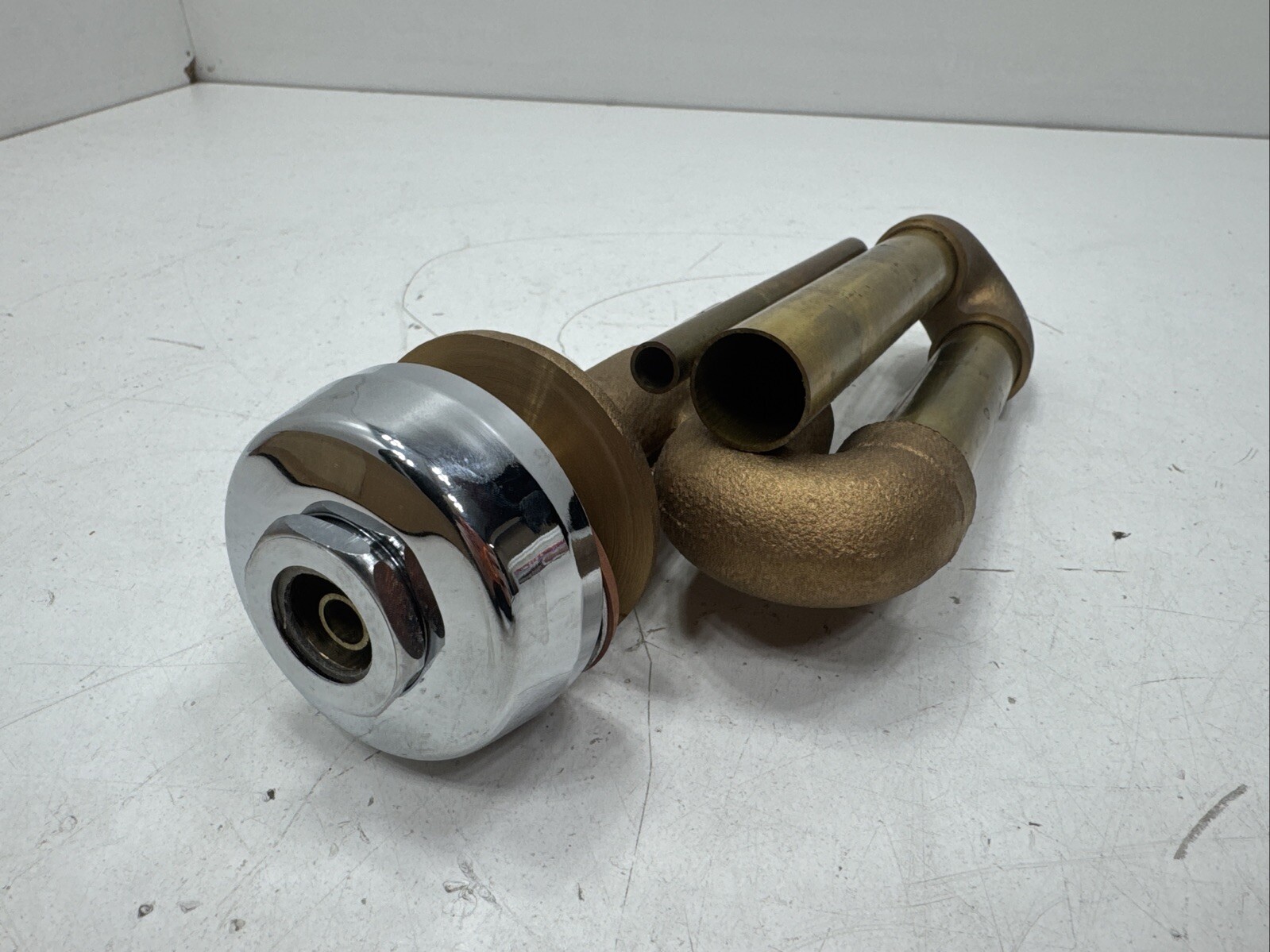 No.400 Hydro-Automatic Urinal Valve