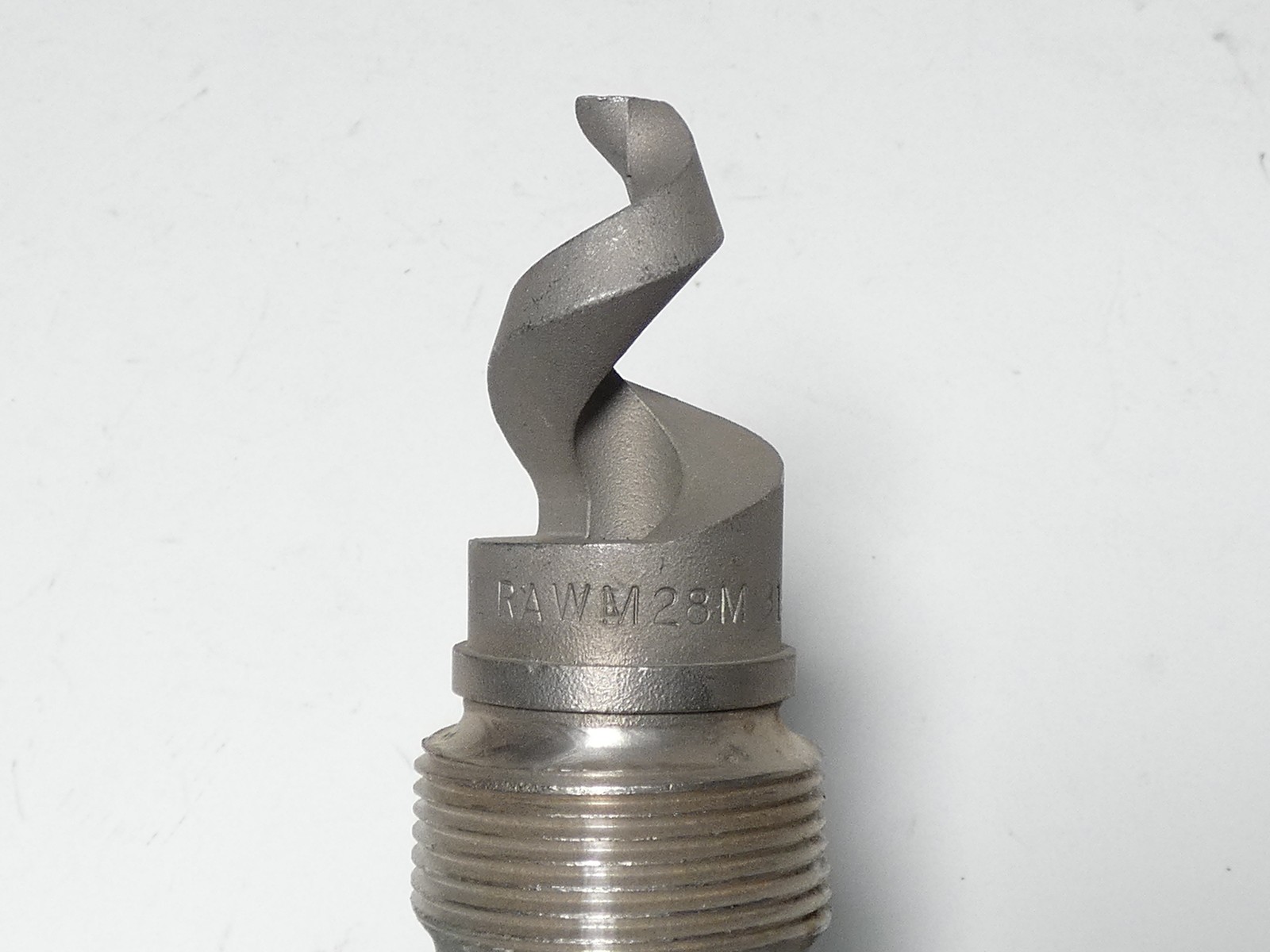 BETE RAWM28M Full Cone Nozzle 1-1/4″ 150 – NEW Surplus!