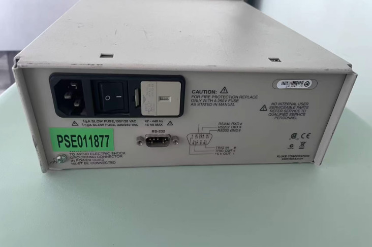 1PC Used FLUKE 8808A 5 1/2 Digital multimeter Fast delivery