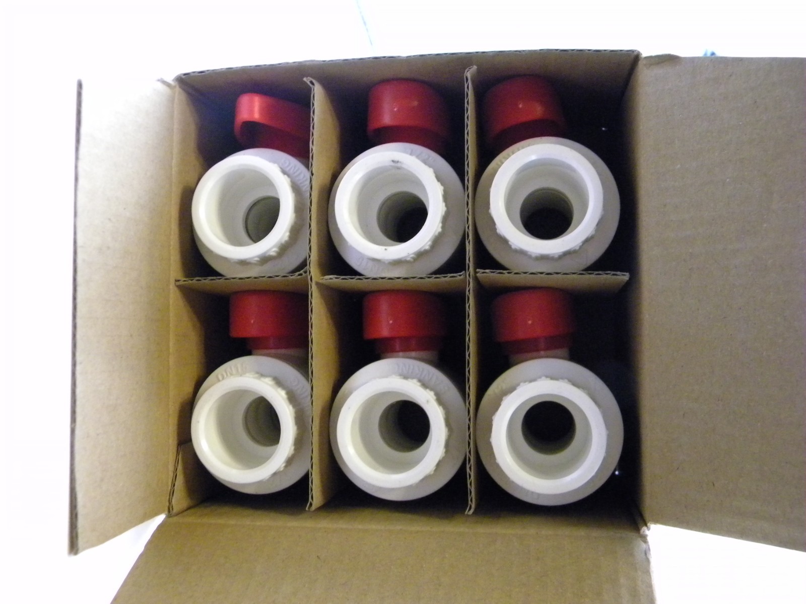 LOT OF 6 SANKING PVC BALL VALVES 1/2″ SOC X SOC SCHED 40 PVC