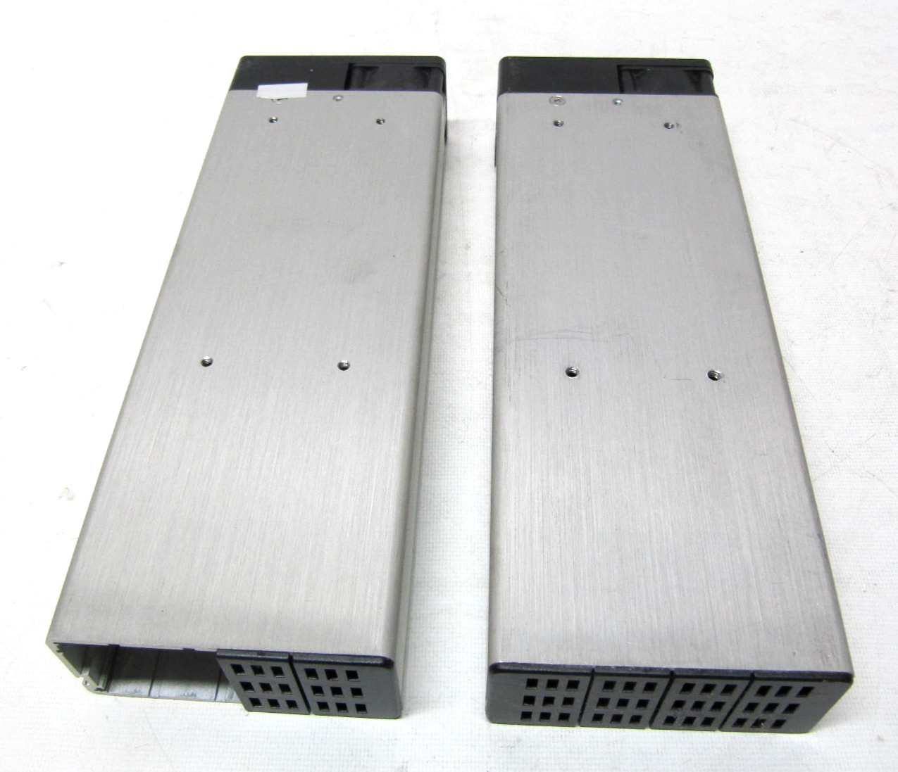 (LOT OF 2) Excelsys Xgen XLC Series 600W Modular Power Supply 100–240VAC