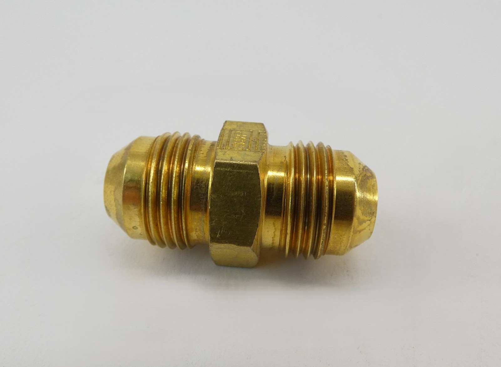 *Lot of 4* SSP Flare Fitting 3/8″ Bore 1-3/4″ L – NEW Surplus!