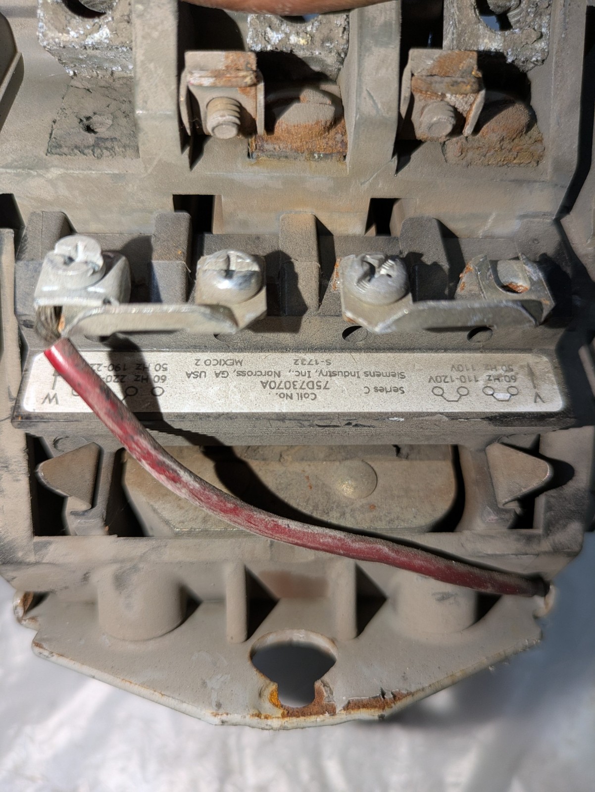 FURNAS ELECTRIC 14GP32AA SERIES A 200-575V 60AMPS 75D73070 50-60HZ