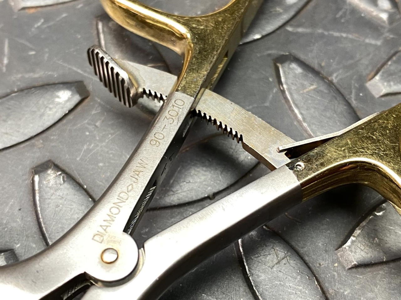 Lot of 2 Snowden-Pencer 90-3010 Diamond Jaw Graspers
