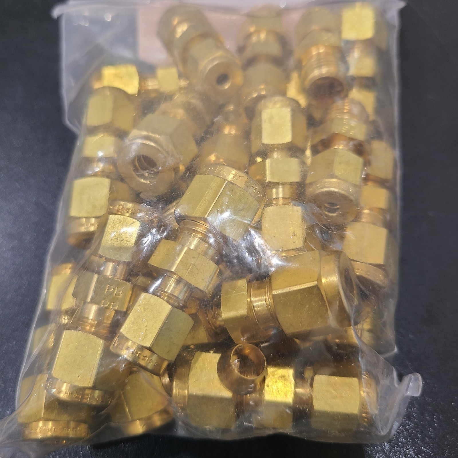 Lot 25 Brass Compression Adapter 1/4 x 1/8 Tube Fittings