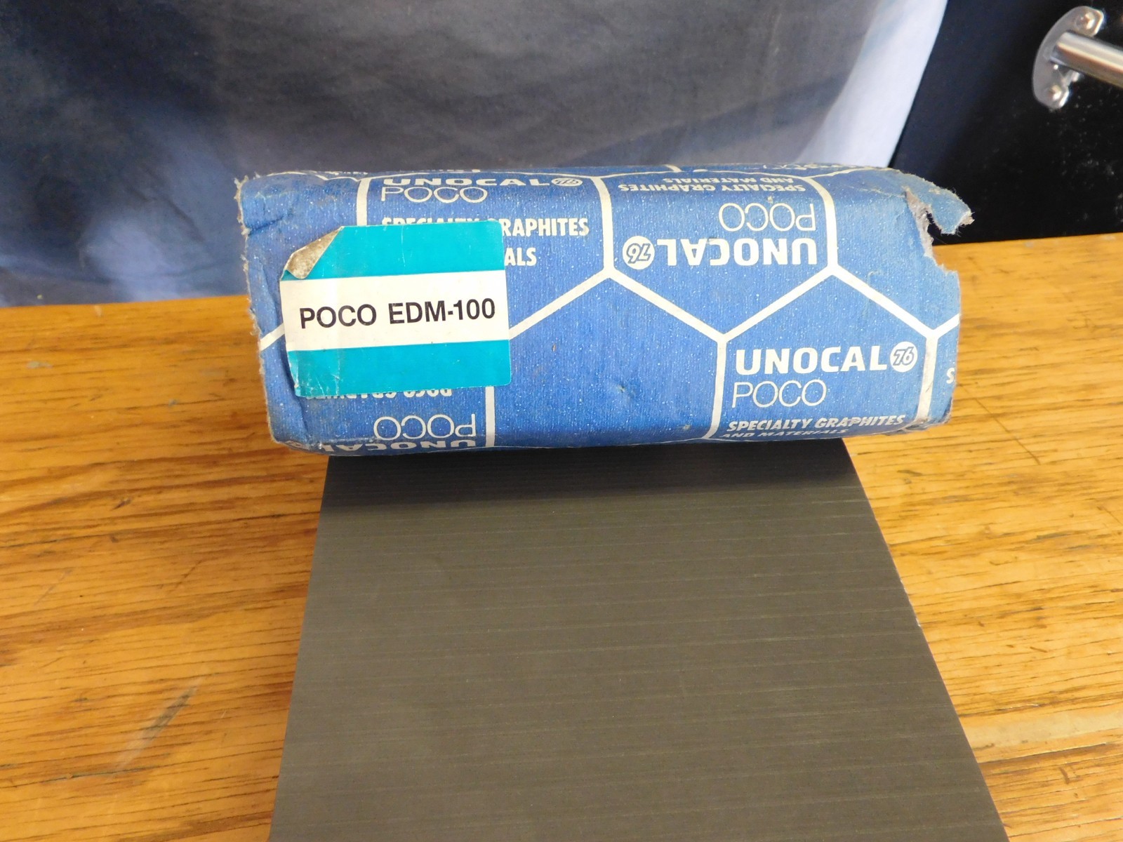 UNOCAL POCO EDM-100 GRAPHITE BLOCK 104 X 26 X 26 mm – NEW – OLD STOCK