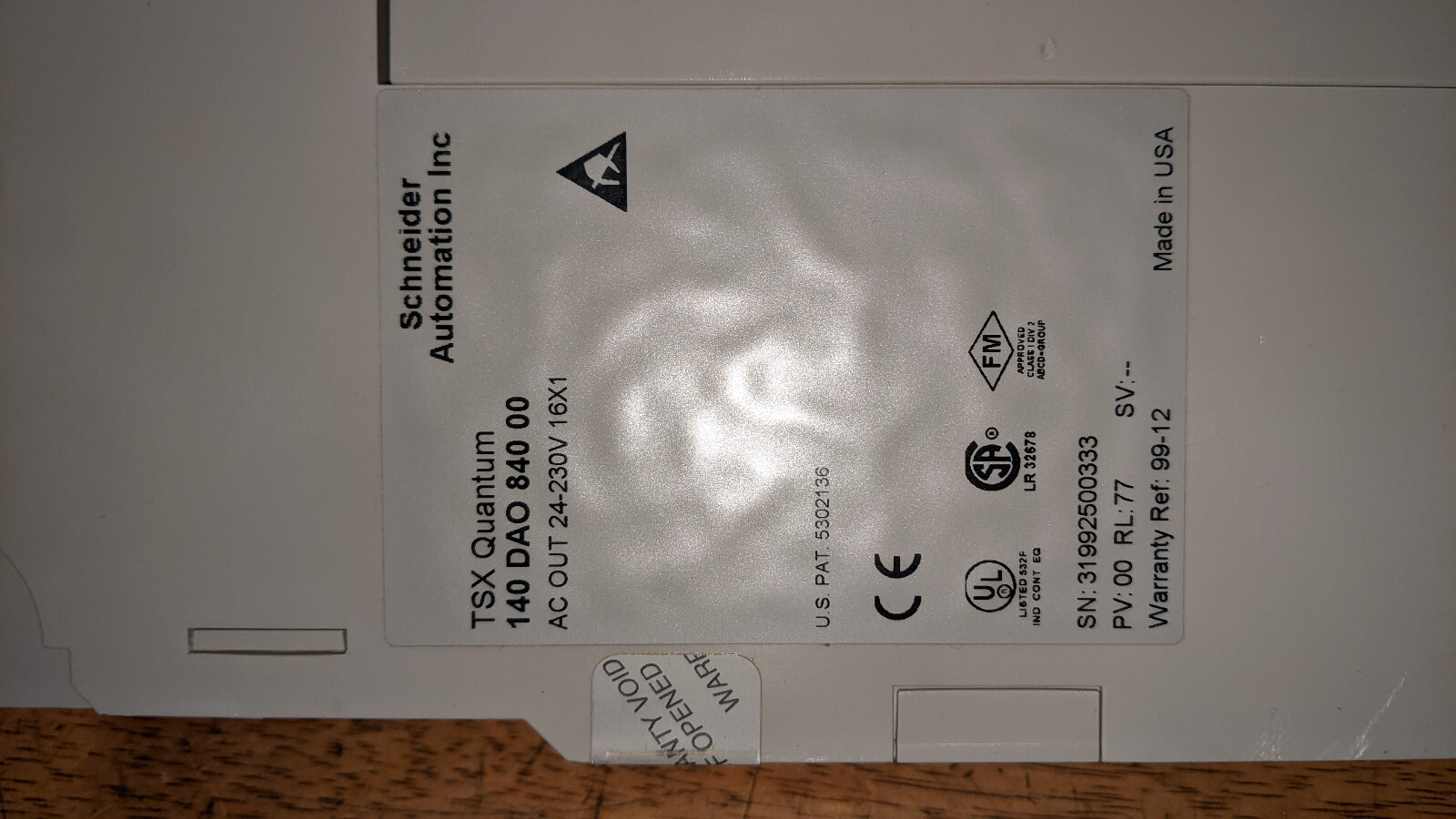 Schneider Modicon Tsx Quantum Plc Module 140 DAO 840 00 140DAO84000 VAC OUT