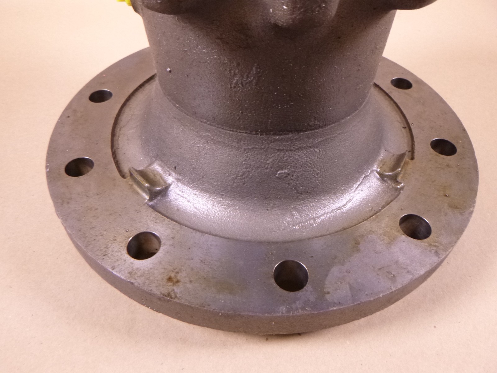 M939A2 5-TON Rear Left Hand Wheel Hub , A1-333-Z-3536 , 2530-01-283-9694