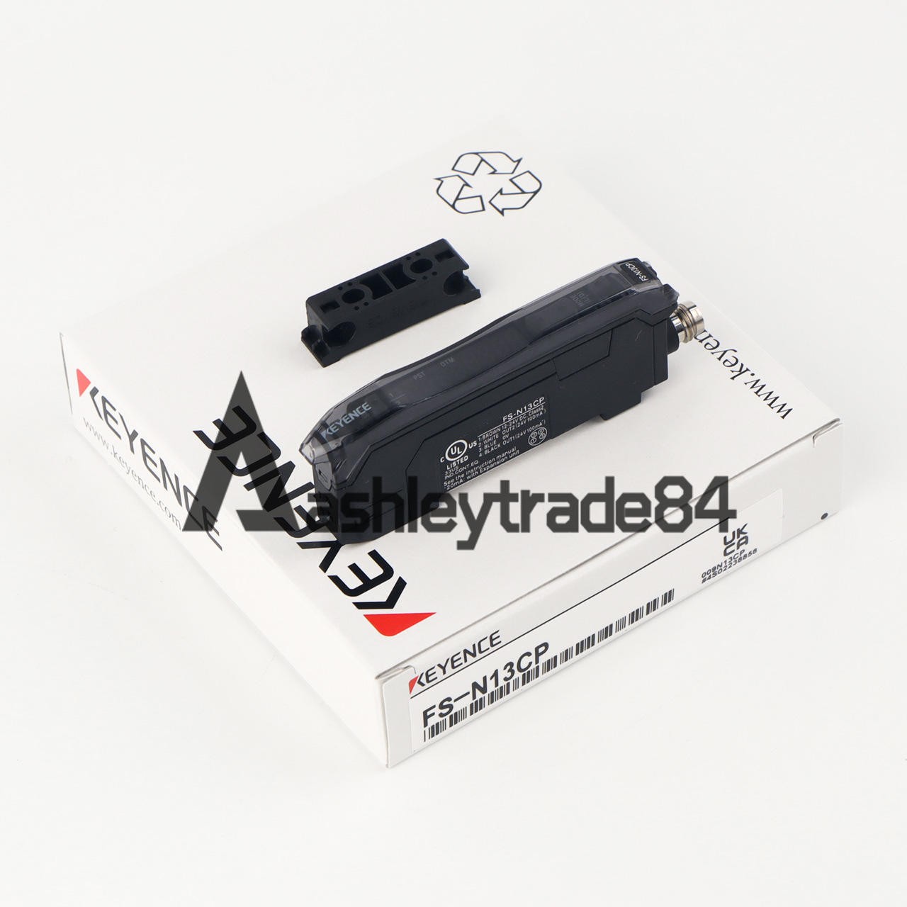 ONE NEW KEYENCE FS-N13CP optical fiber amplifier