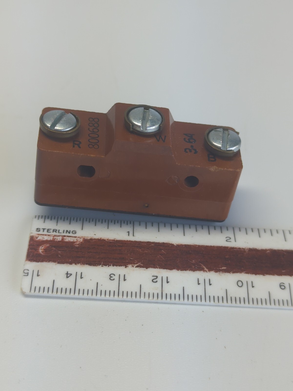 Micro Switch Model 800688 Switch W/Pin Plunger Snap Switch 3 Terminal New No Box