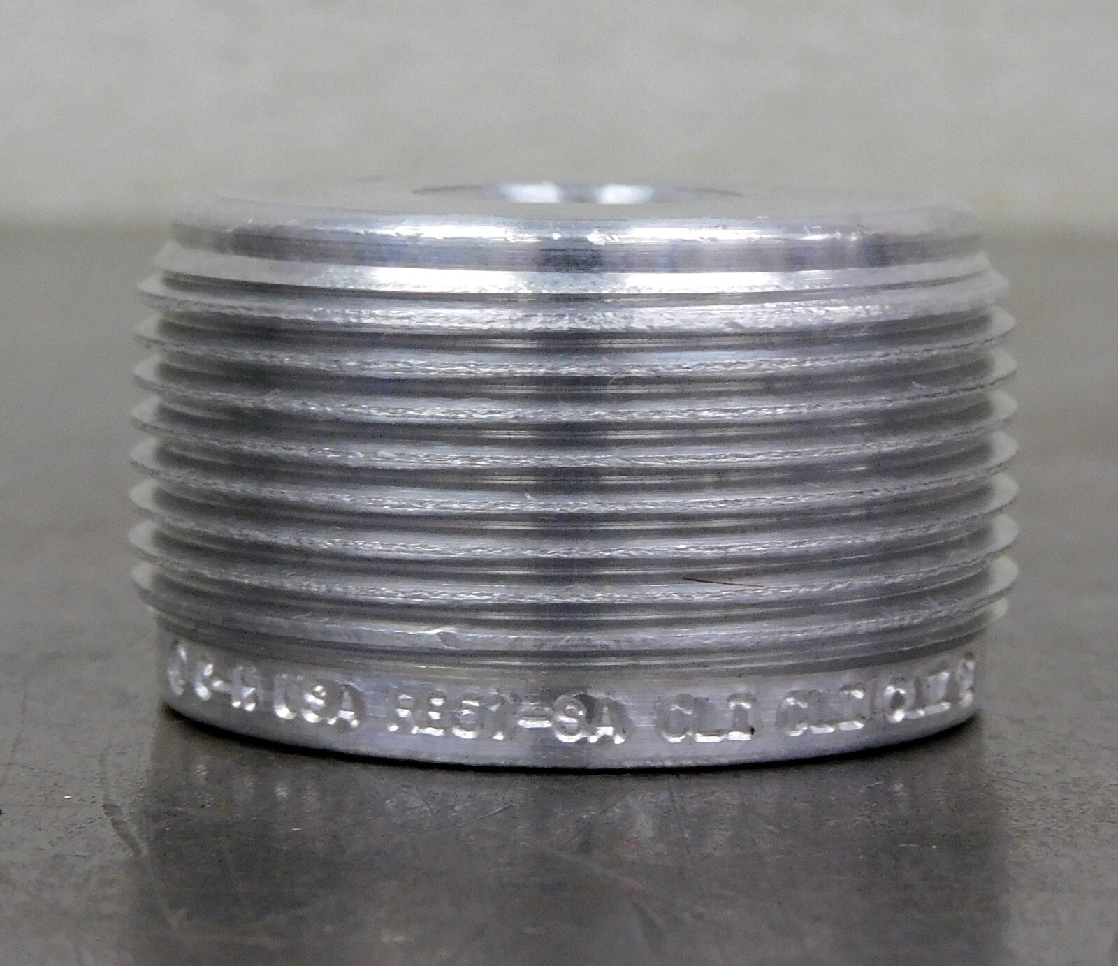 Eaton Crouse-Hinds RE51-SA Reducing Bushing 1/2″ X 1-1/2″ NPT Lot of Six (6)