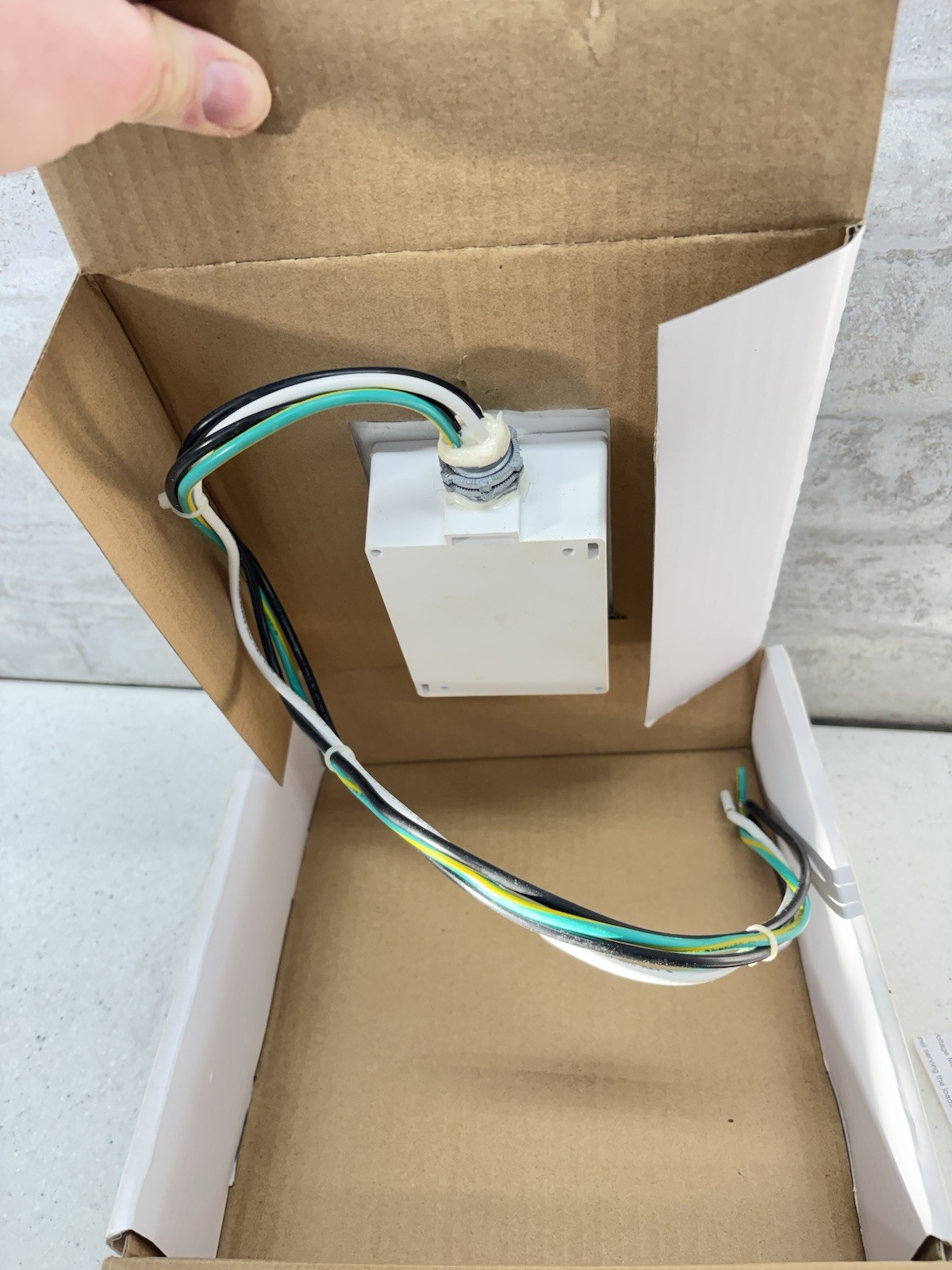 Leviton 51110 Residential Panel Surge Protection Device SPD Whole House 240V