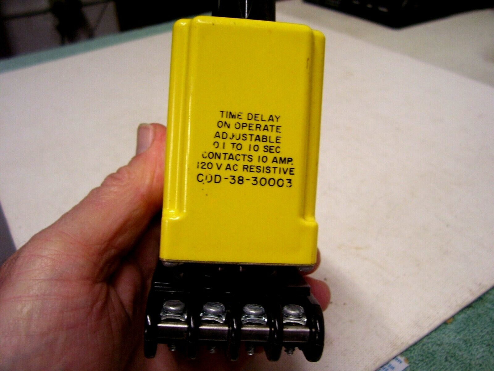 AMF Potter & Brumfield Timed Delay Relay CDD-38-30003 24vdc Yellow