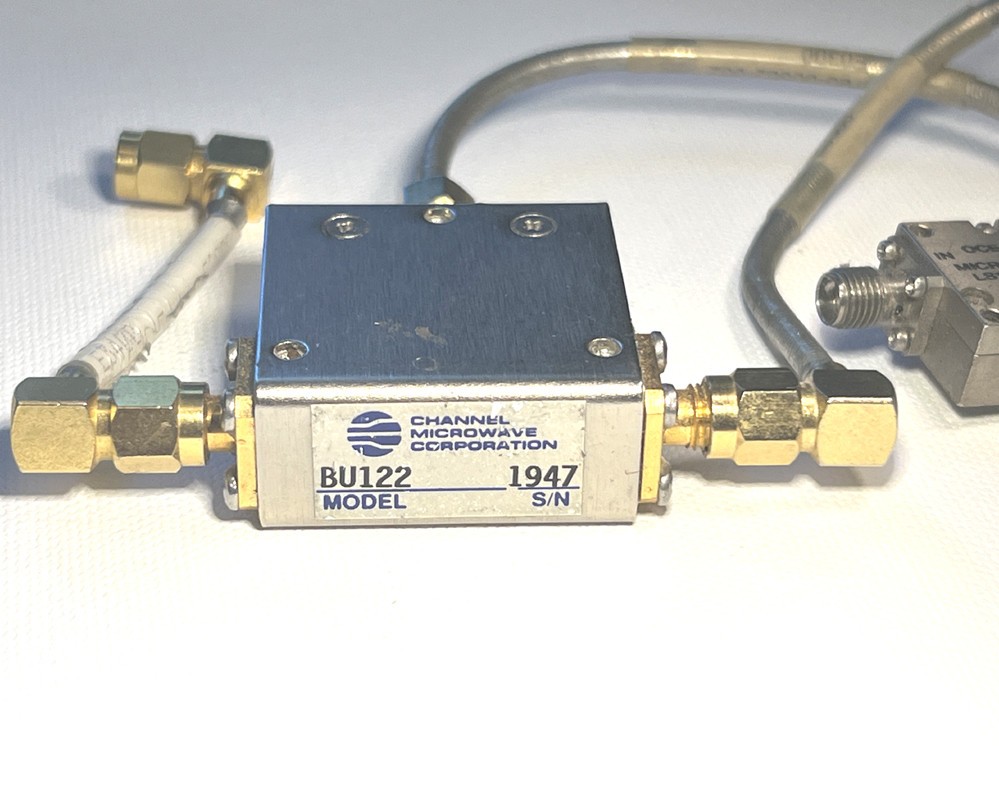 Microwave circulator SMA conns. Channel microwave corp. , ocean microwave lot