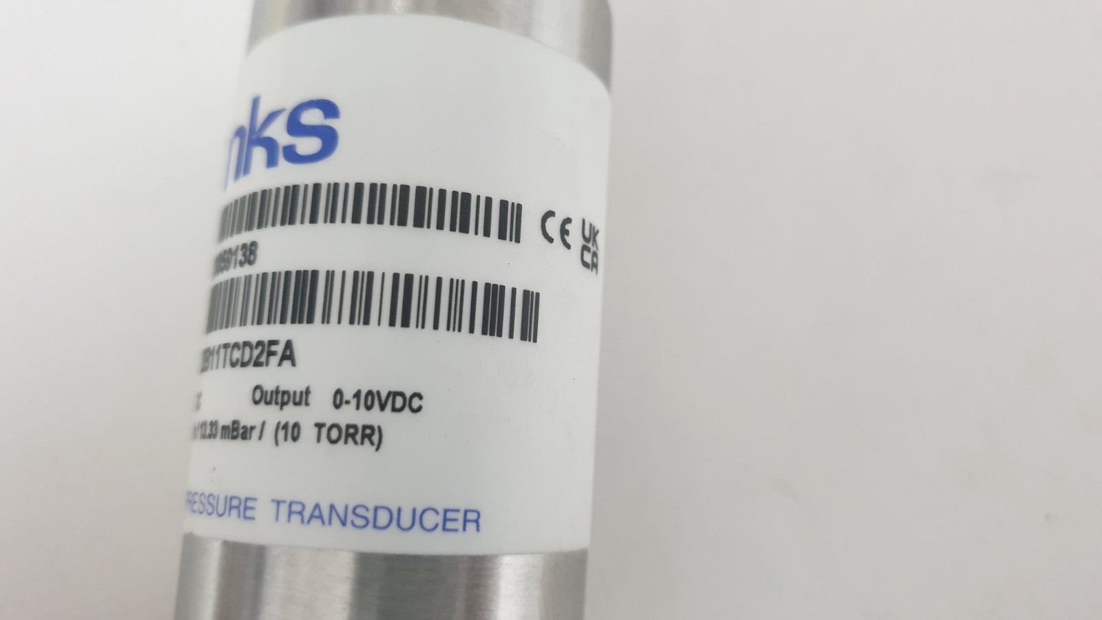 MKS Baratron Pressure Transducer 722B02TCE2FA – 266.66 Pa Range – 13–32 VDC