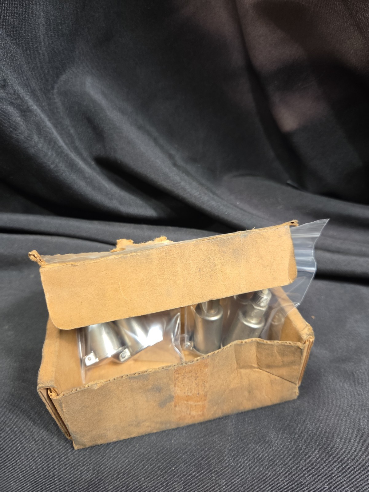 (4) Gits Bros 1/8″ NPT Threaded Flip Top Oil Cup Cover Oiler Lathe Machine NOS