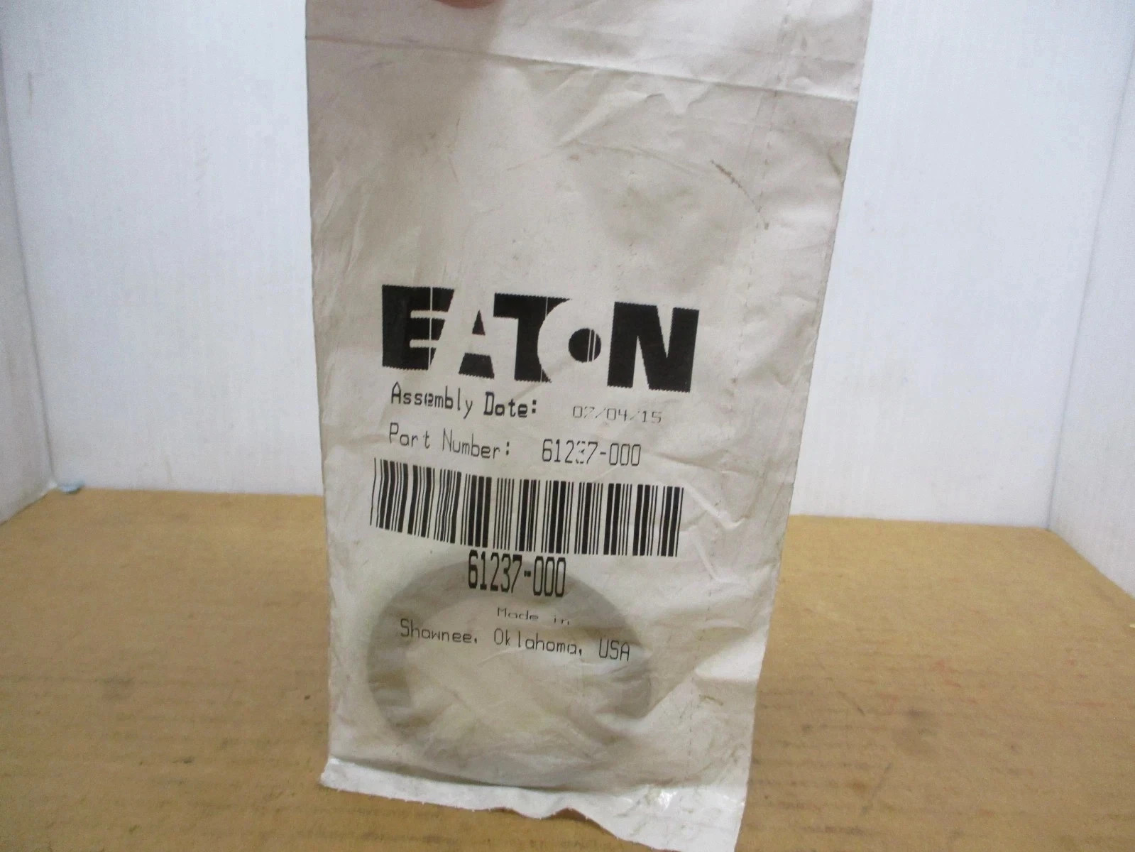 GENUINE DANFOSS Eaton Motor Shaft Seal Kit 61237-000 For Char-Lynn 6000 Series