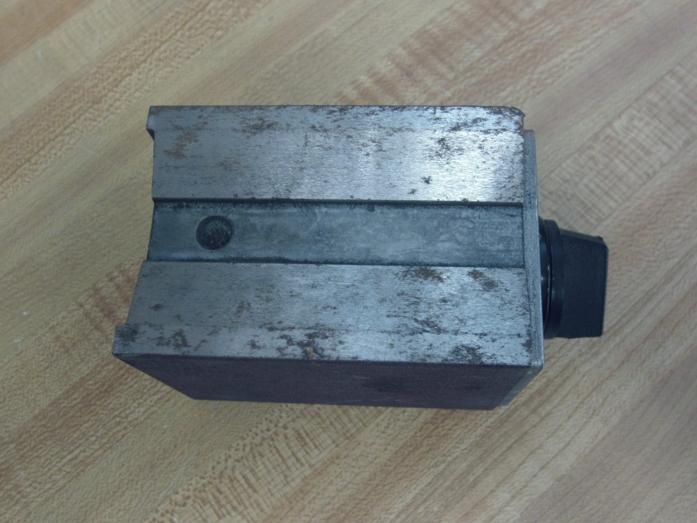 Kanetec MB-RV Magnetic Base Switch MBRV