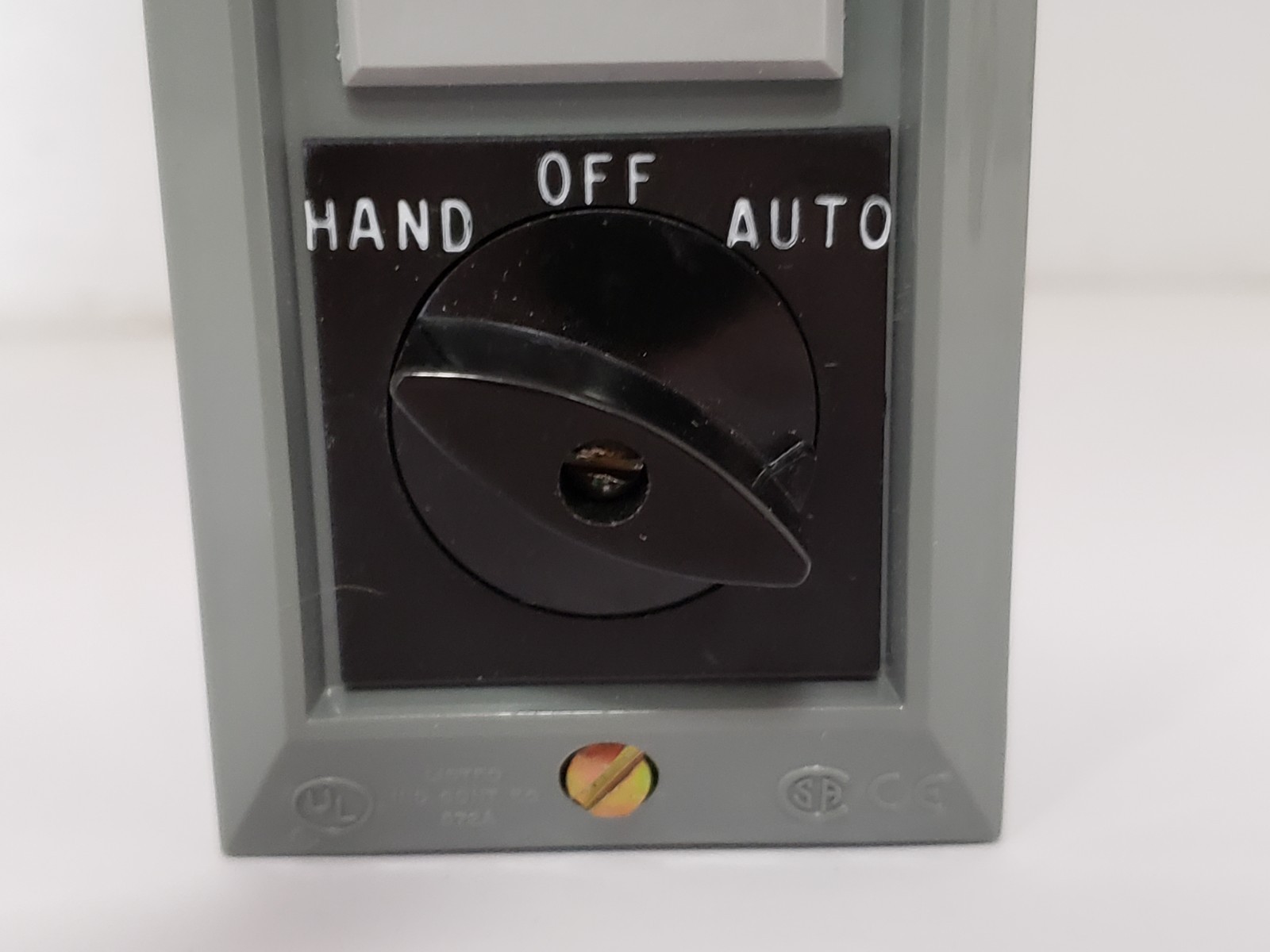 SQUARE D 9001-BG112 PUSHBUTTON CONTROL STATION HAND/OFF/AUTO SERIES A NIB