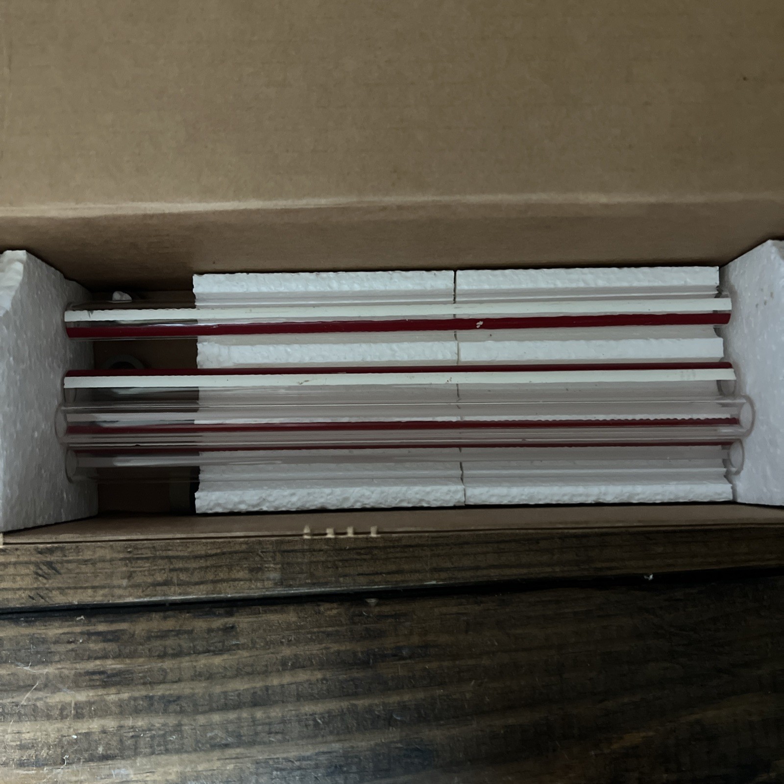 Box of 4 5/8″ x 10″ Redline HP Tubular Gauge Glass