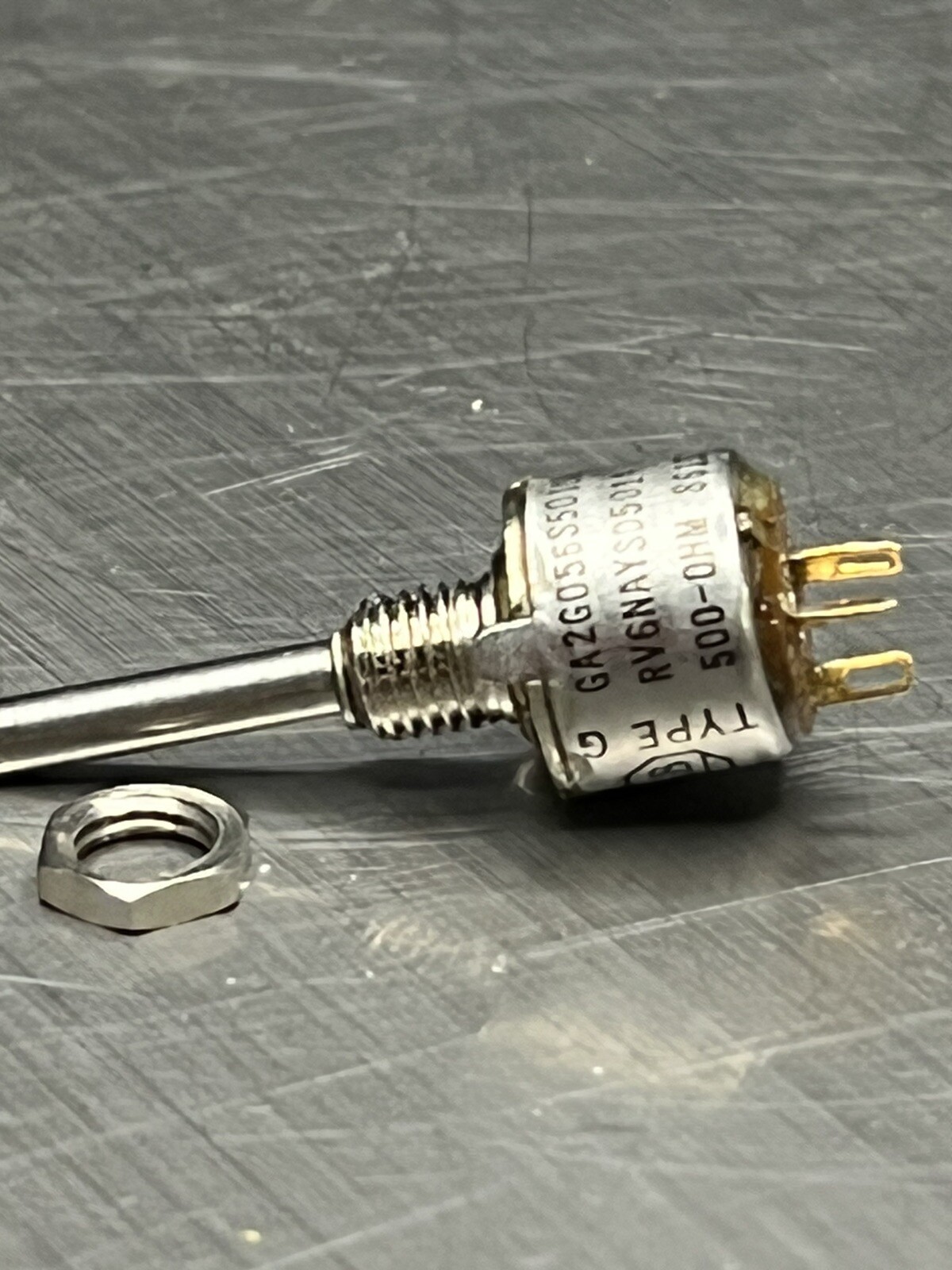 RV6NAYSD501A ALLEN-BRADLEY 25002 Potentiometer 1/2 Watt Linear 500 ohm 10% Tol
