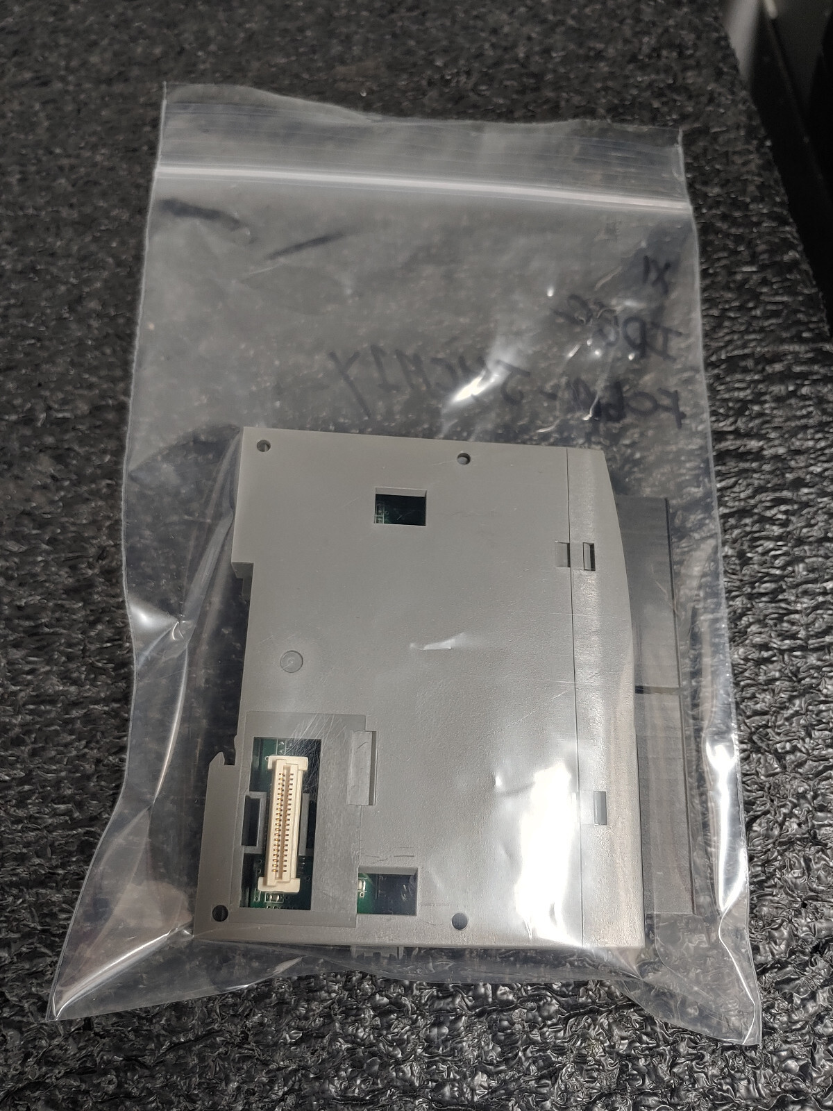 IDEC FC6A-J4CH1Y FC6A MicroSmart PLC 4-pt Isolated Thermo Module