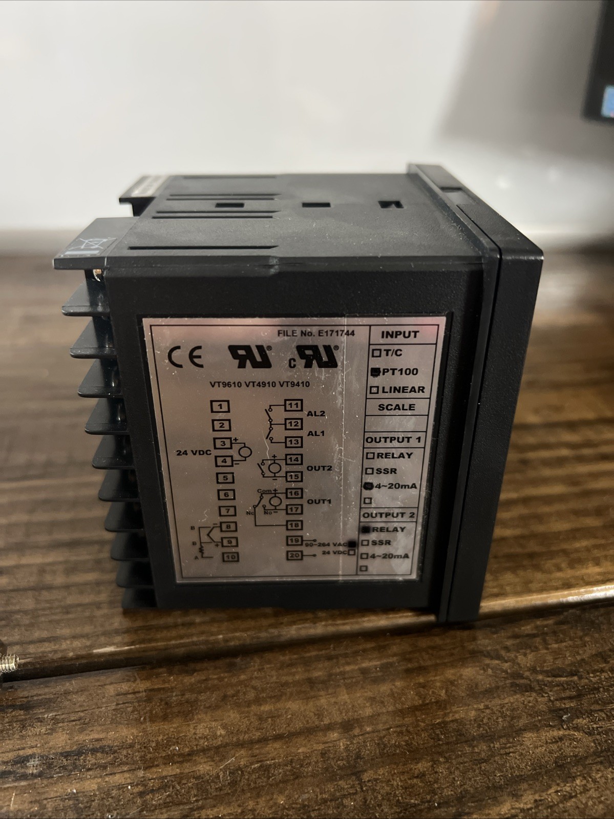 EXTECH 96VTR / 96VTR