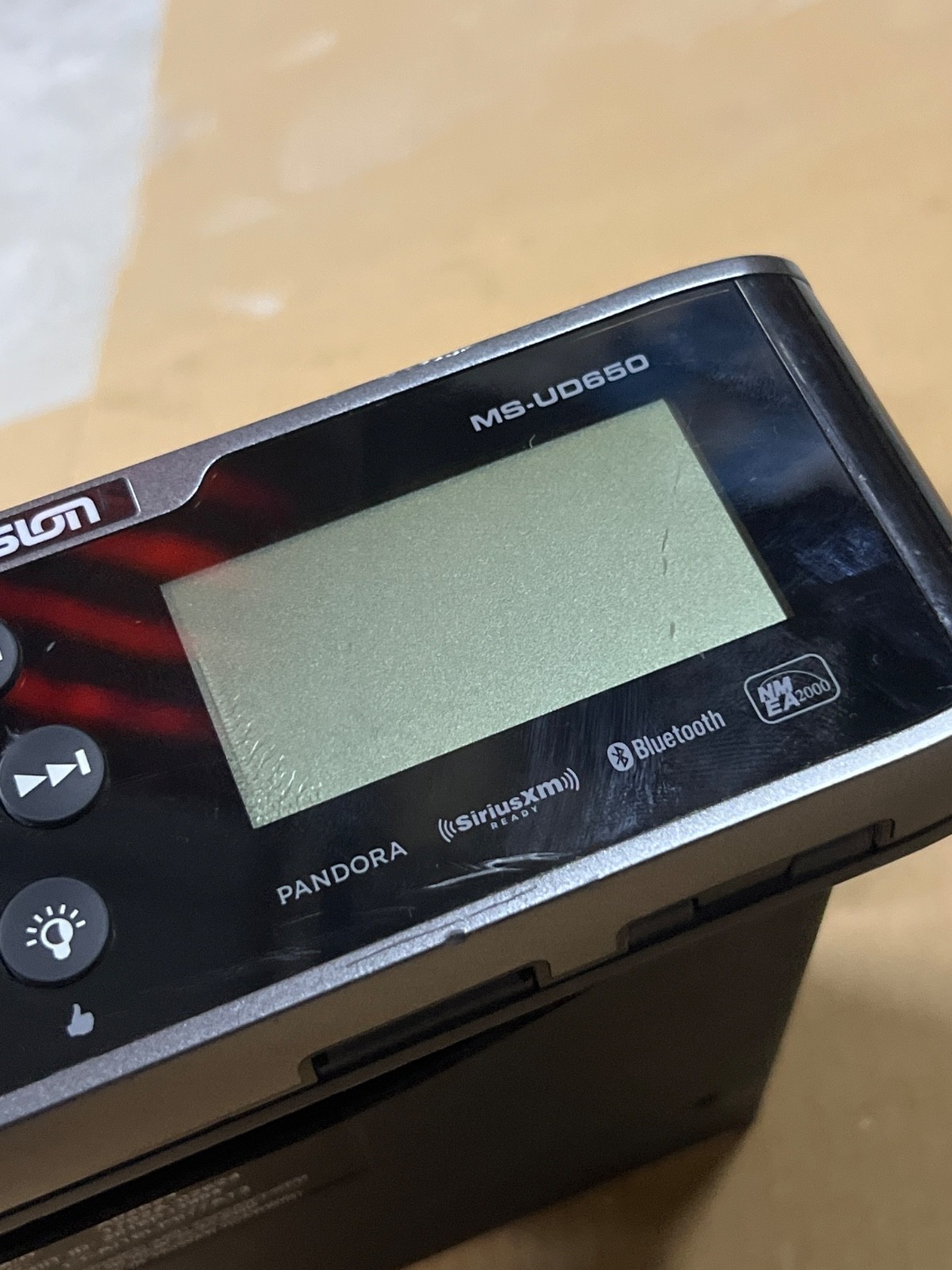 Fusion MS-UD650 650 Series FusionLink Bluetooth Radio Stereo