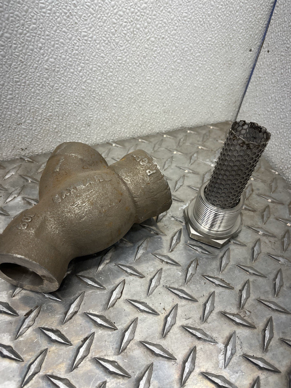 HAYWARD SY1010208 1-1/2 or 1-3/8? Socket Weld Y Strainer CF8M 5254 Steam