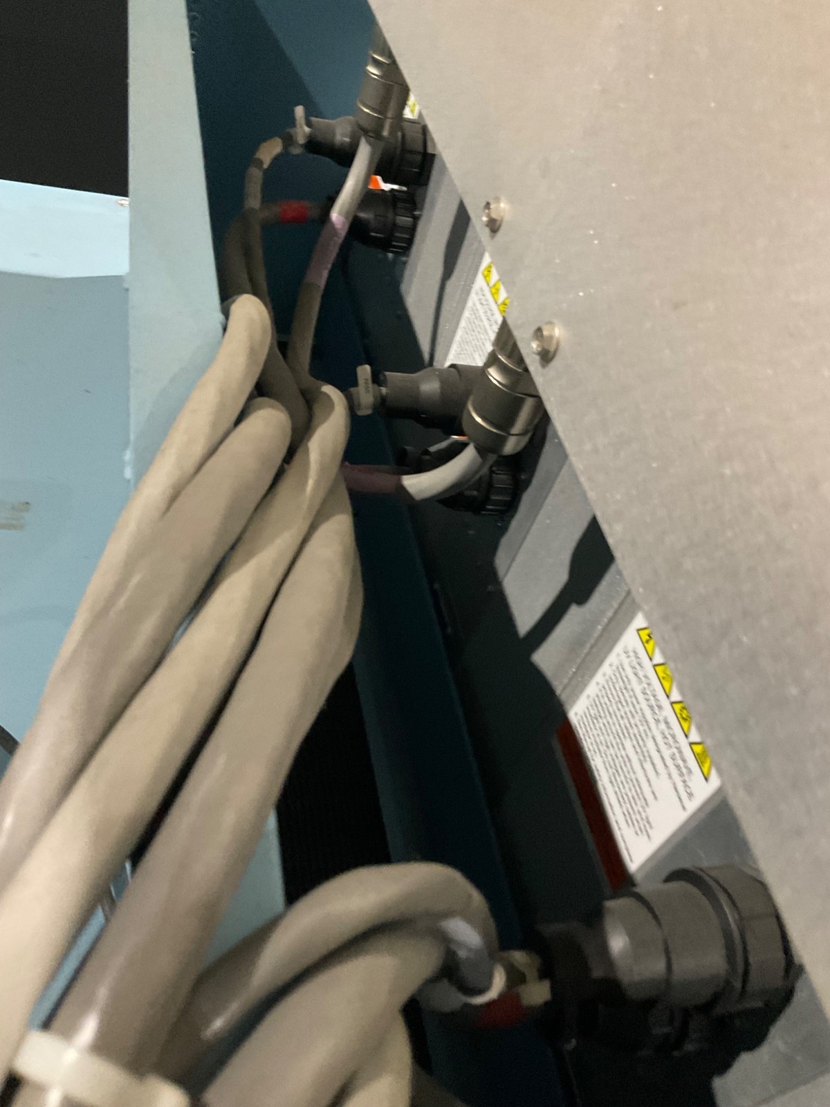 AMERICAN ULTRAVIOLET Z2756 CONVEYOR USED