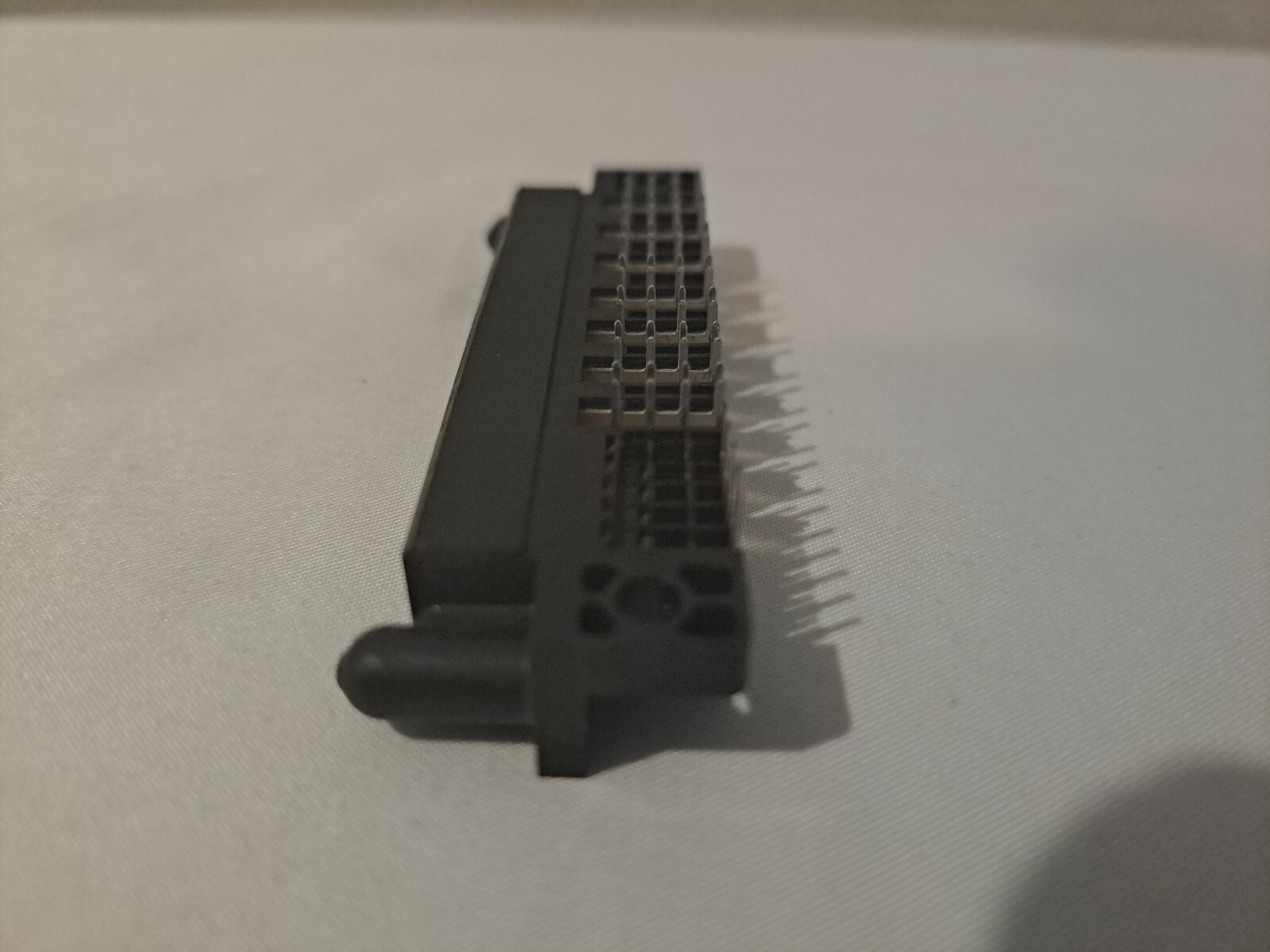 Amphenol FCI 51915-078 Power to the Board PWRBLADE RECEPTACLE RIGHT ANGLE