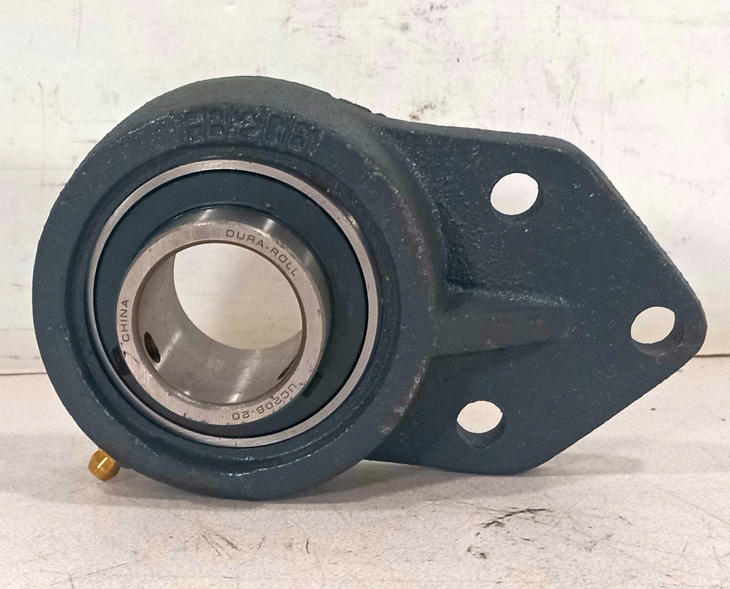 1 NEW DURA-ROLL FB206 UC206-20 1 1/4″ BORE 3 BOLT BASE BEARING NNB *MAKE OFFER*