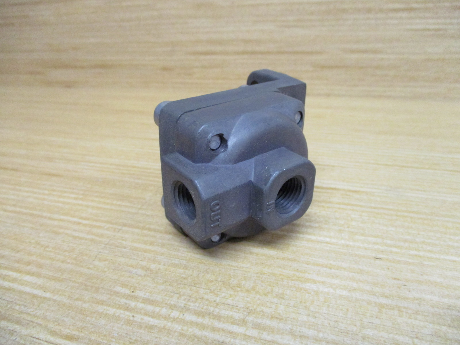 Aventics R431003348 Shuttle Valve