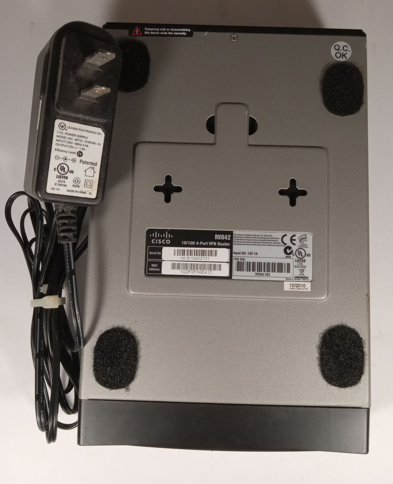 1 USED CISCO RVO42 10/100 4-PORT VPN ROUTER UNB ***MAKE OFFER***