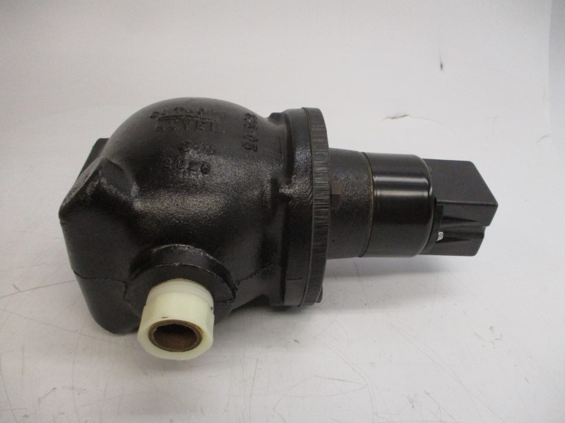ITT MCDONNELL & MILLER 61 140100 120-240VAC 7.4A 3″ NSMP
