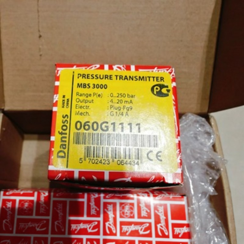 1PC New Danfoss MBS3000 060G1111 Pressure Transmitter Sensor