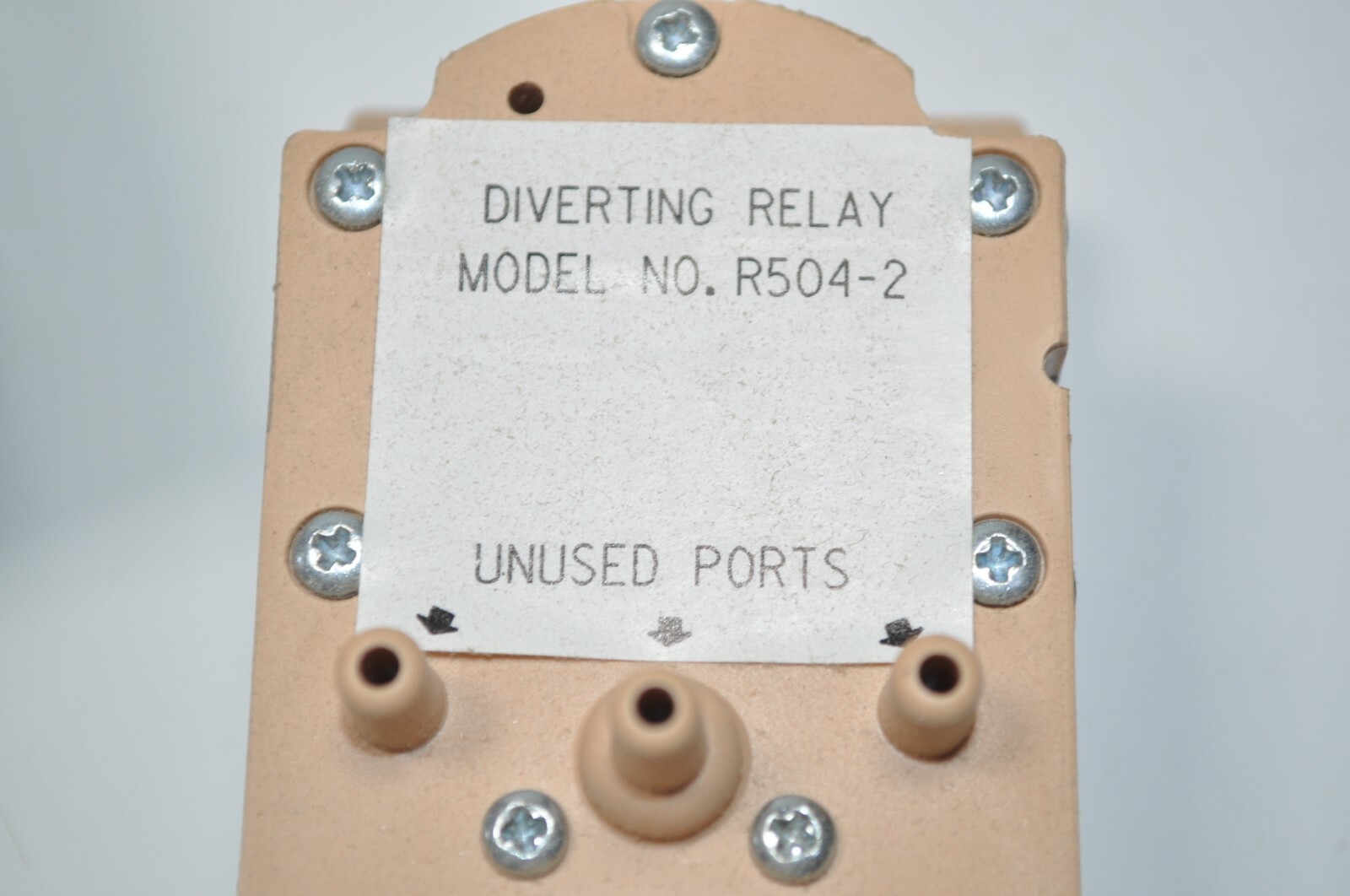 NEW Old Stock INVENSYS Siebe Pneumodular Diverting Relay Surface # R504-2