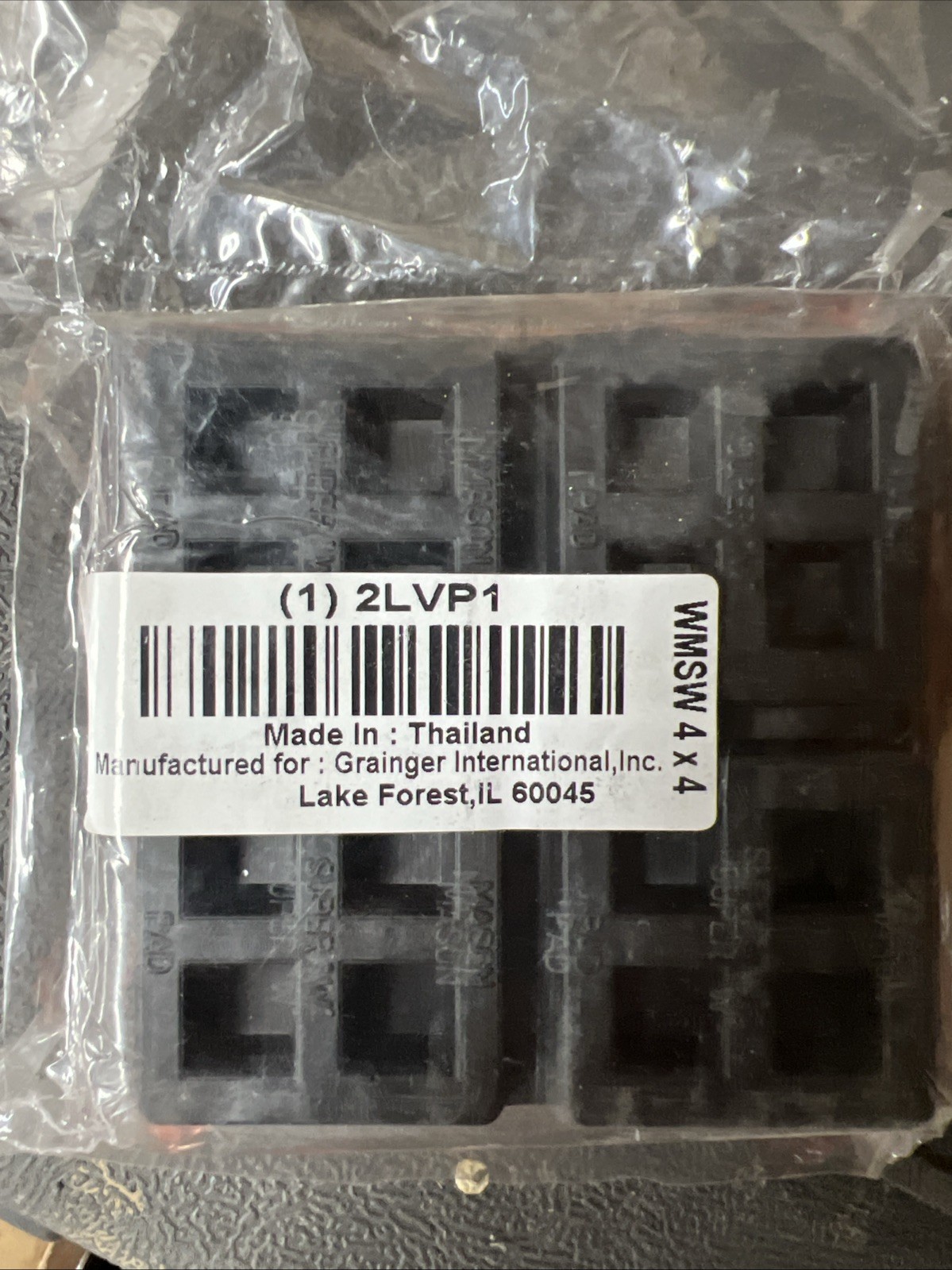 Mason Vibration Isolation Pads 2LVP1, 4″ x 4″ x 1-1/4″, 800 lbs, Super W Pad