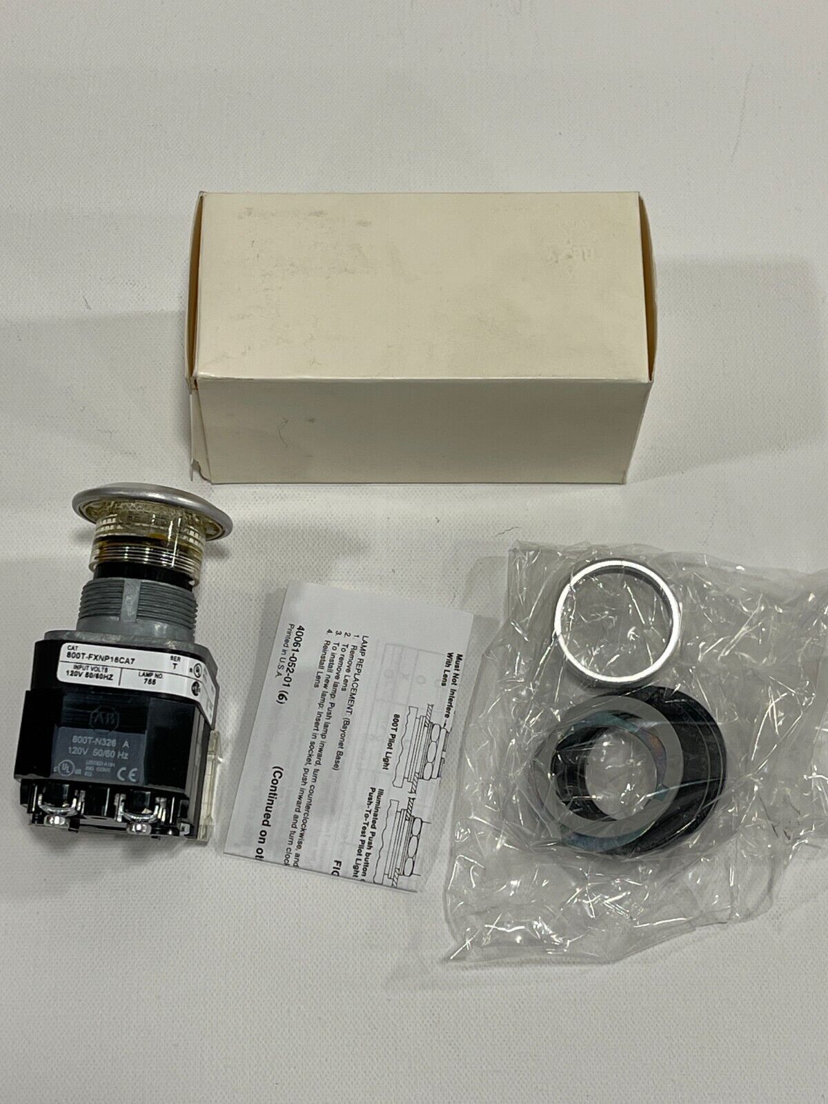 New-Allen Bradley 800T-FXNP16CA7 30MM 3 POSITION PUSH-PULL MUSHROOM TYPE 4/13