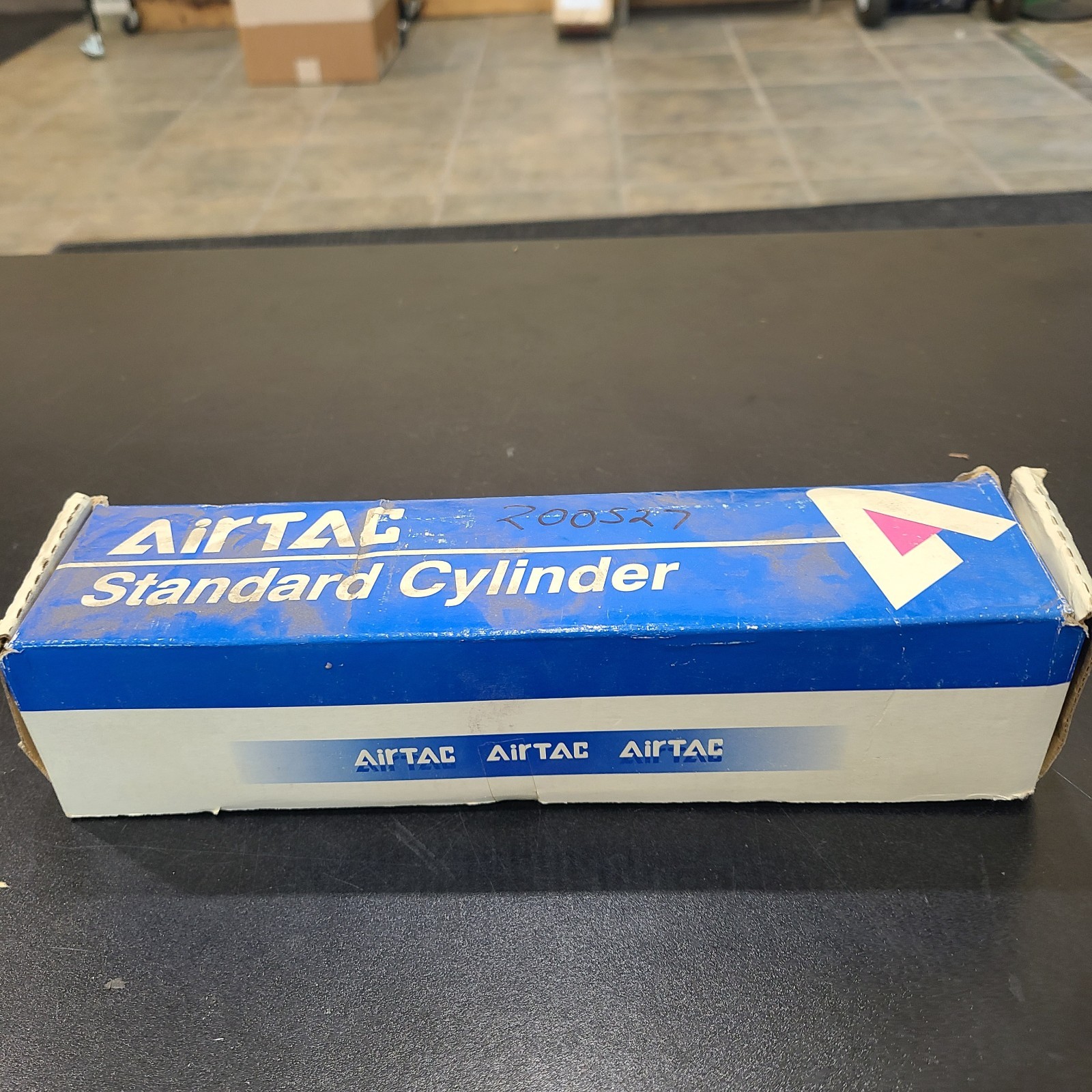 AirTAC SU40X75 Pneumatic Cylinder 40mm Bore 75mm Stroke Tie Rod