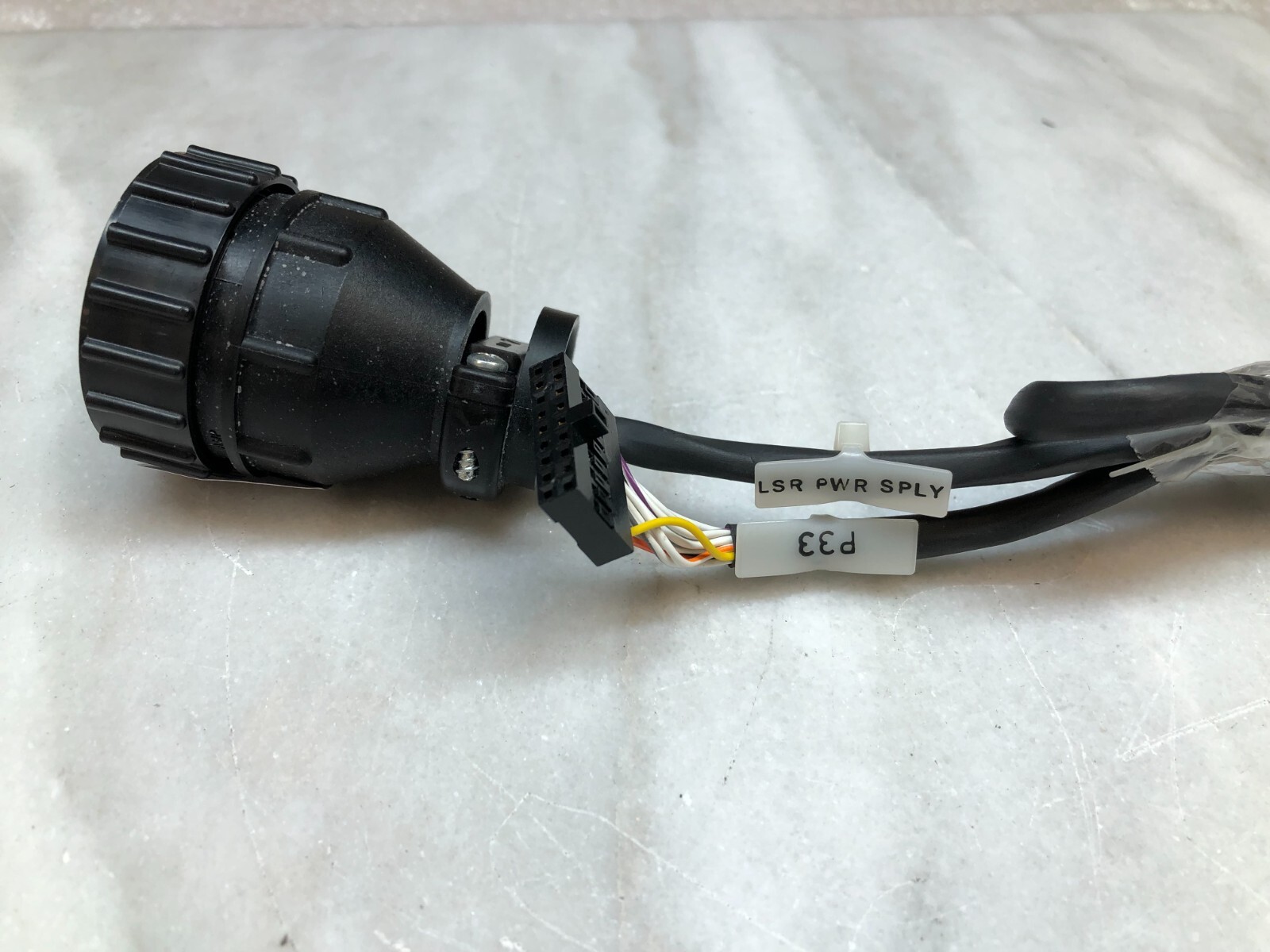 AMP 206150-1 Connector w/AMAT Laser Power Supply 04-10542-20A P33 Laser Cable