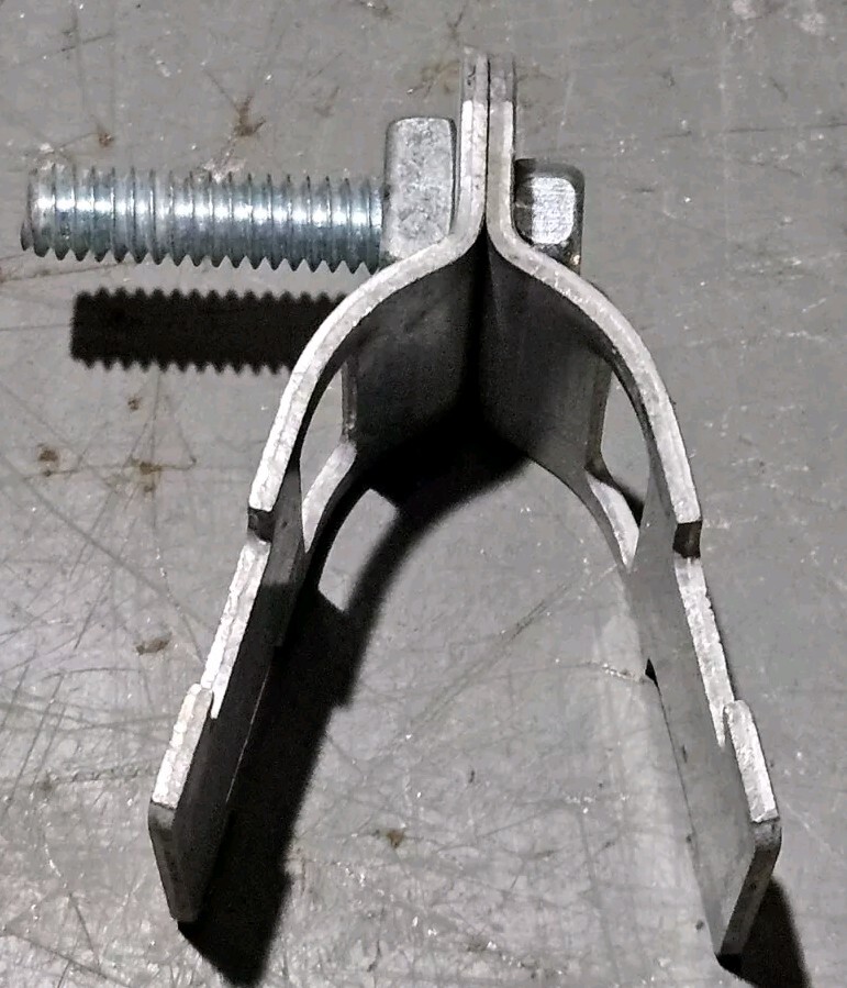 (Bag of 10 Sets) B-Line 1″ STD B2210 Conduit Clamps 1.125-1.375, OD *LOW PRICE*