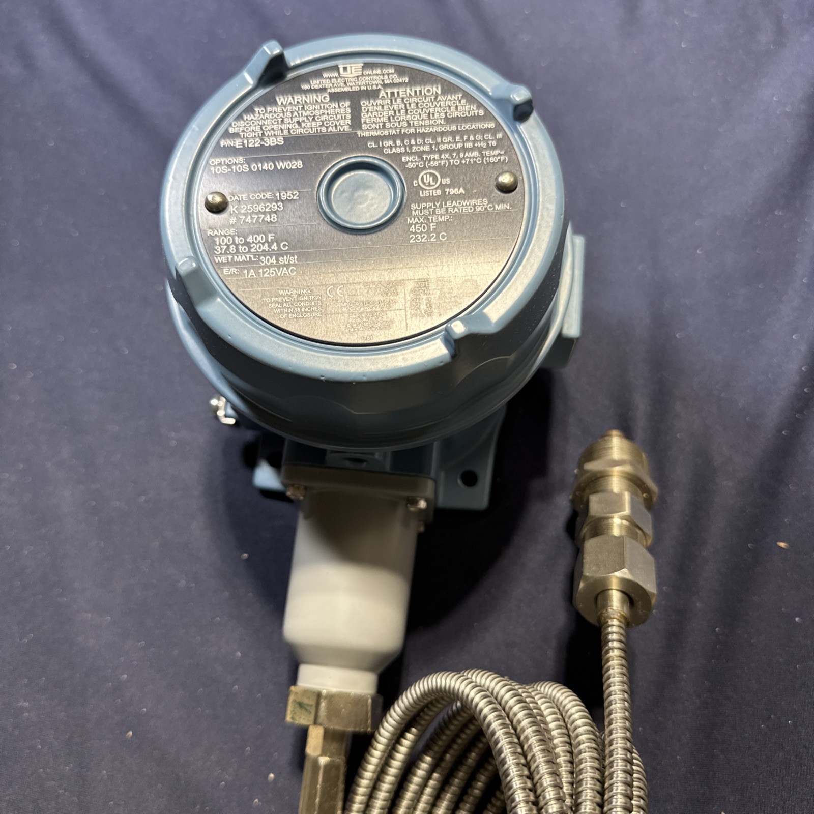 United Electric E122-3BS Temperature Controller Thermostat Explosion Proof