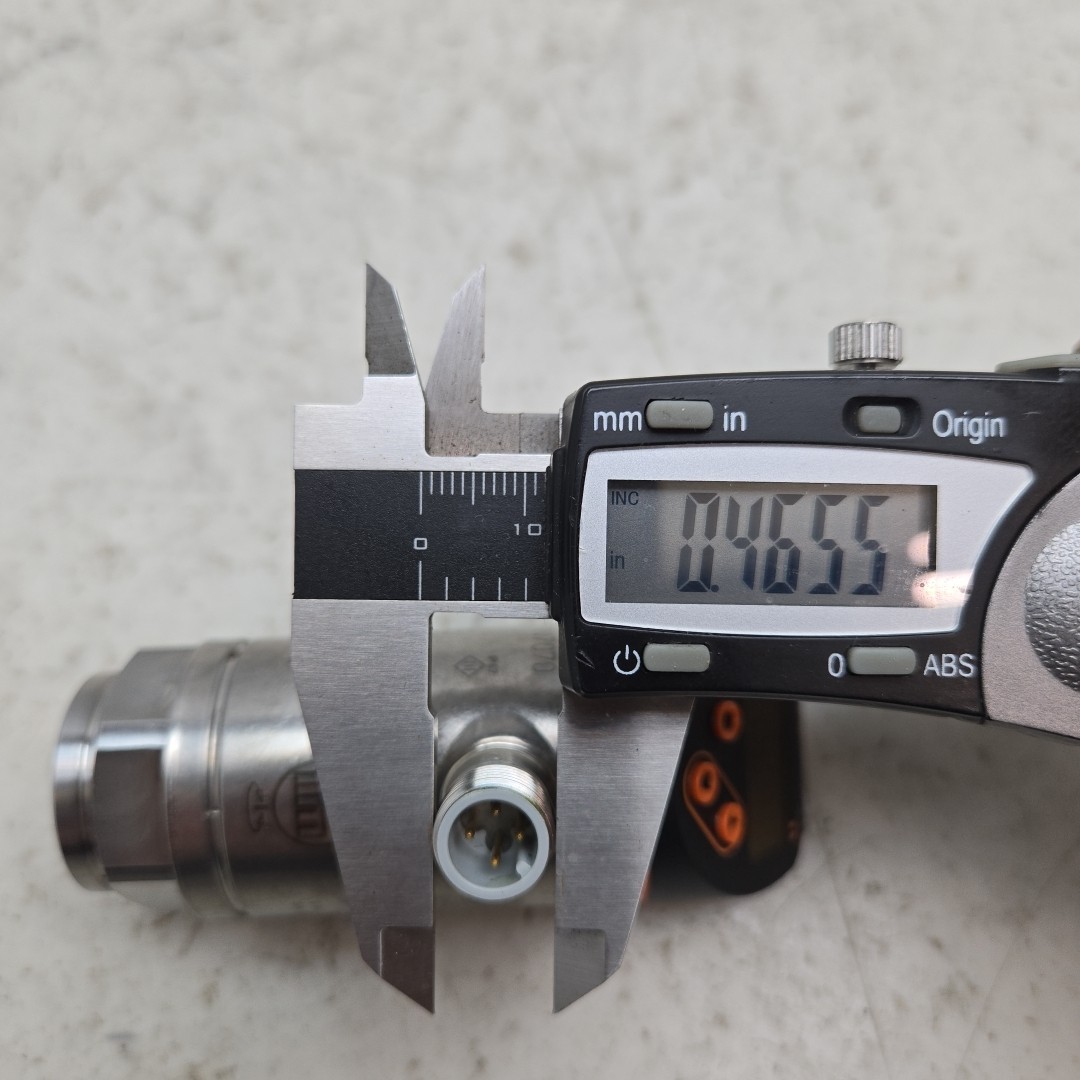 IFM PN7070 Pressure Sensor w/ Display 18-30Vdc 80MPa 0-400 Bar Used *READ*